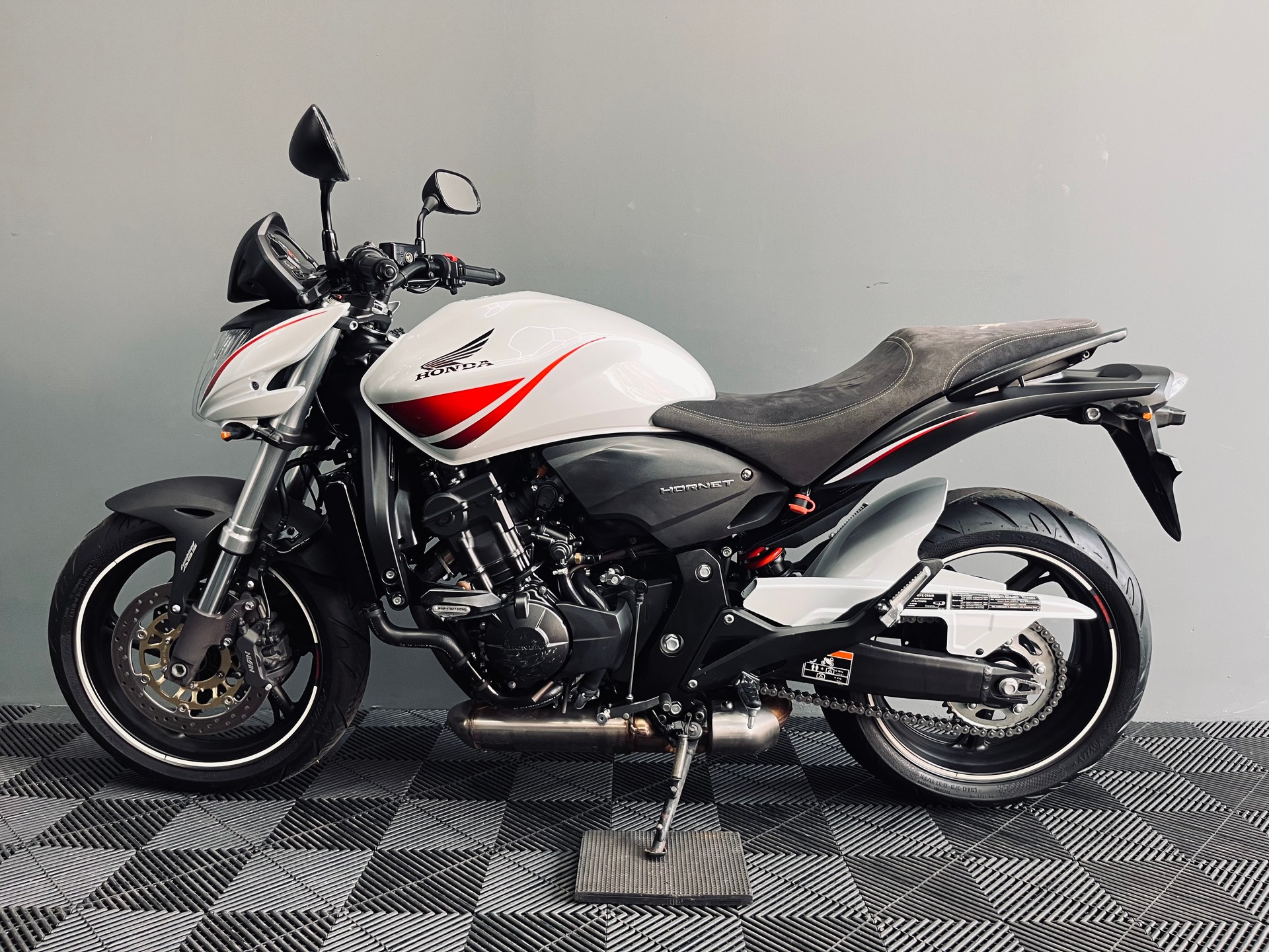 HONDA CB 600 F ABS Hornet-image-4