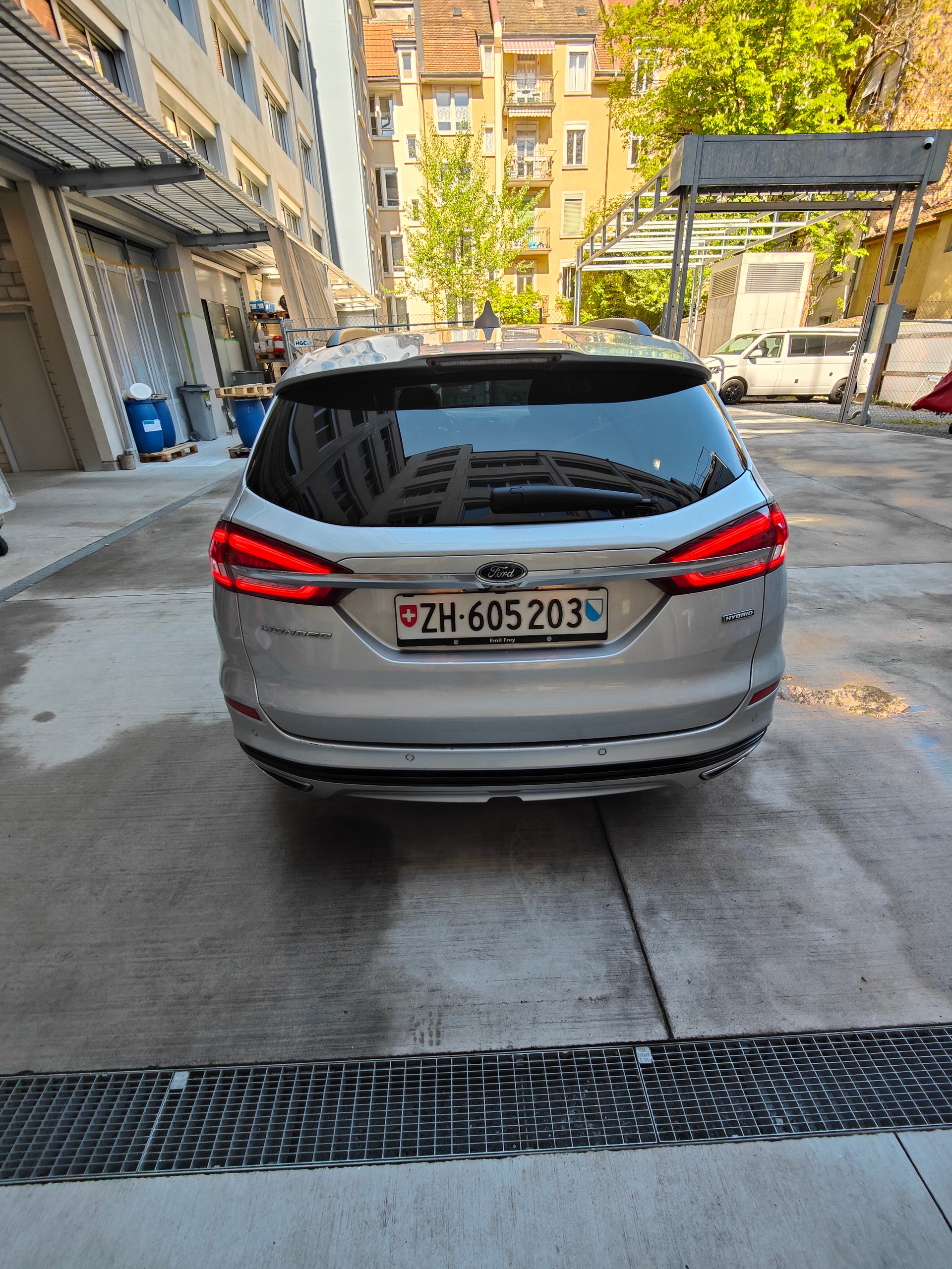 FORD 2.0 HEV 187 ST-Line-image-5