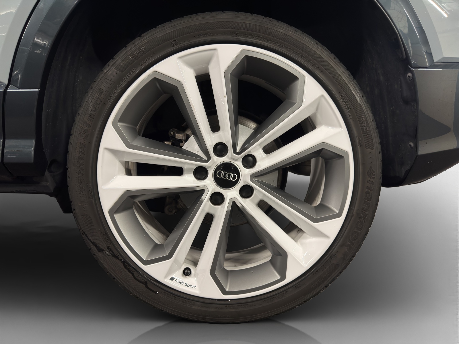 AUDI Q2 40 TFSI advanced Attraction quattro S-tronic-image-13