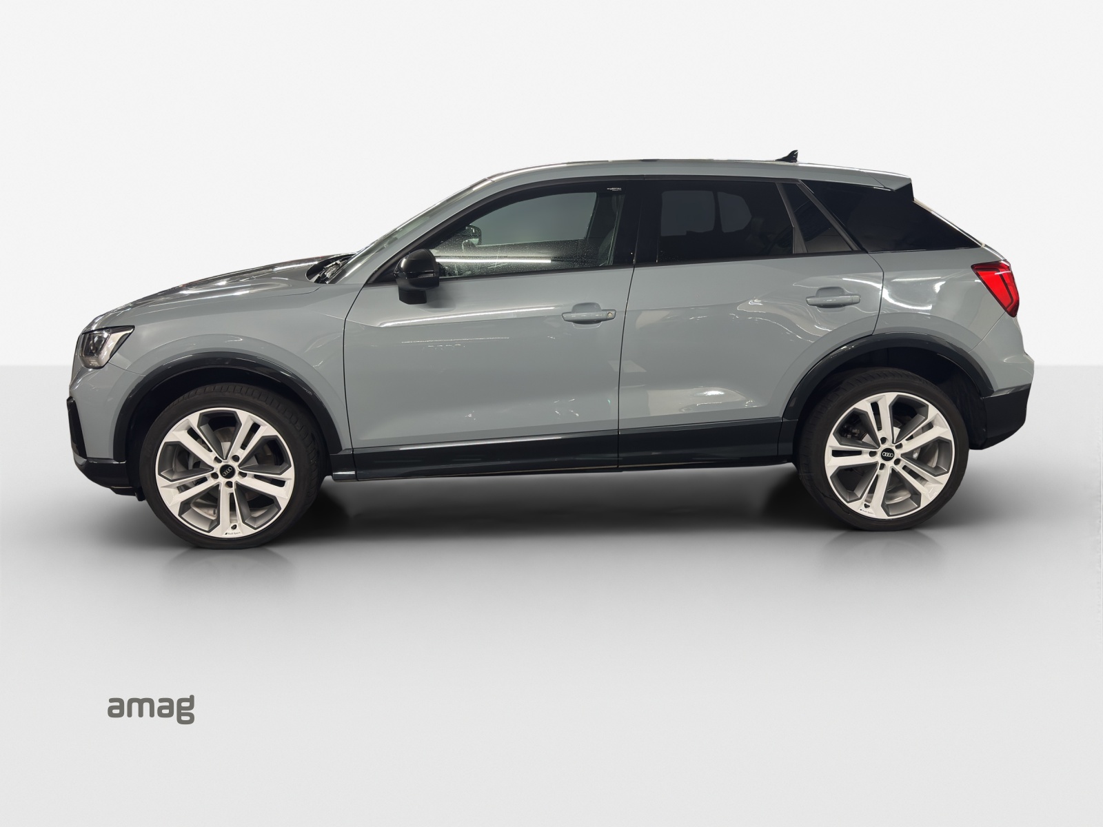 AUDI Q2 40 TFSI advanced Attraction quattro S-tronic-image-1