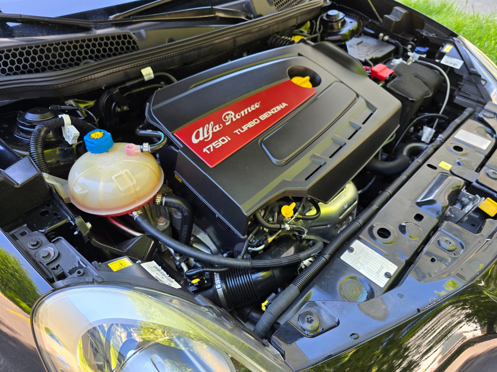 ALFA ROMEO Giulietta 1750 TBi Quadrifoglio Verde TCT-image-27