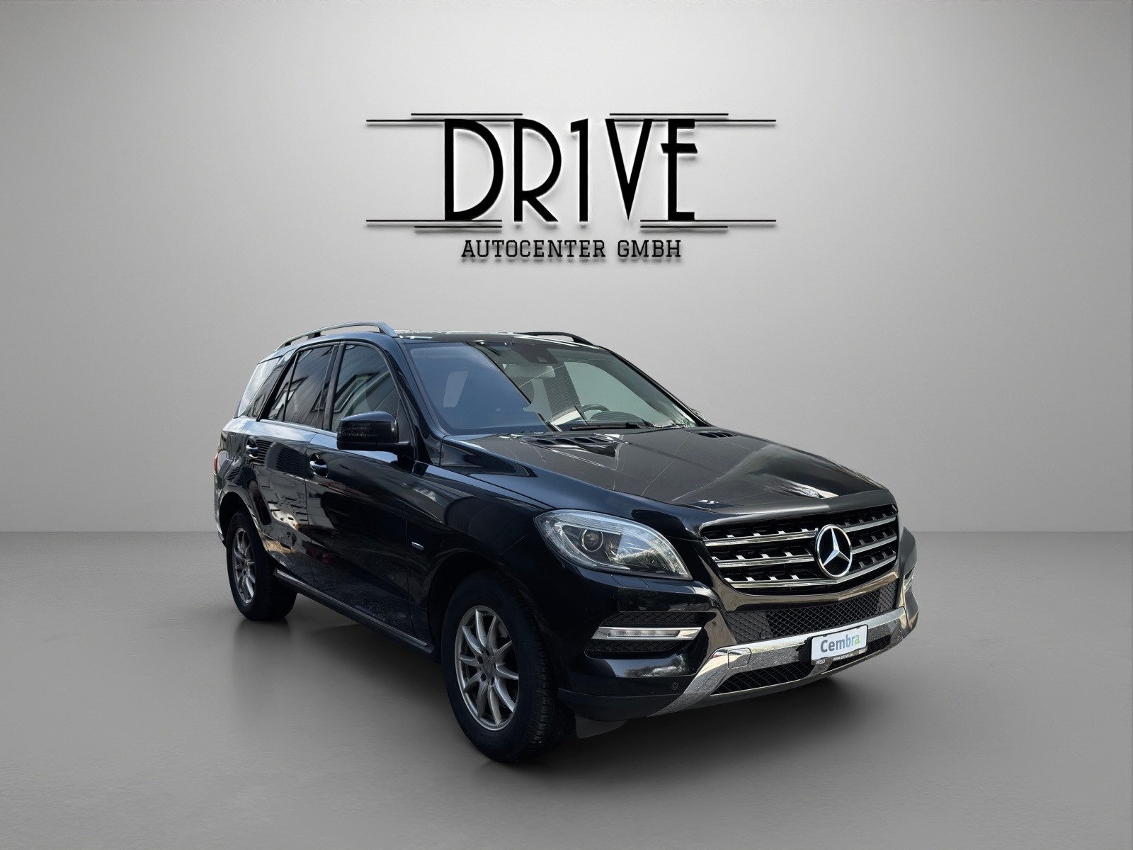 MERCEDES-BENZ ML 250 BlueTEC 4Matic 7G-Tronic-showroom-element-2