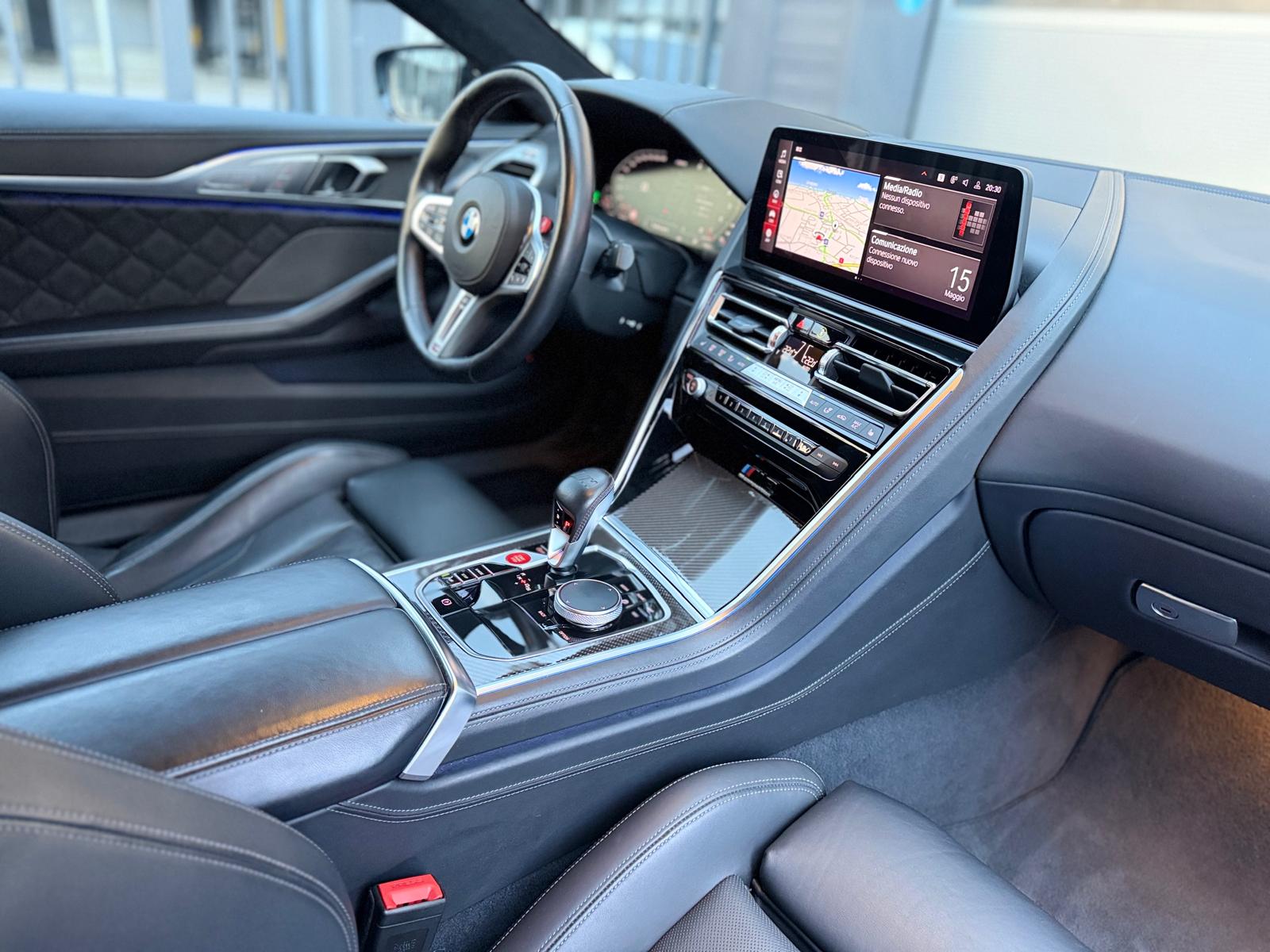 BMW M8 xDrive M Competition Steptronic-image-25