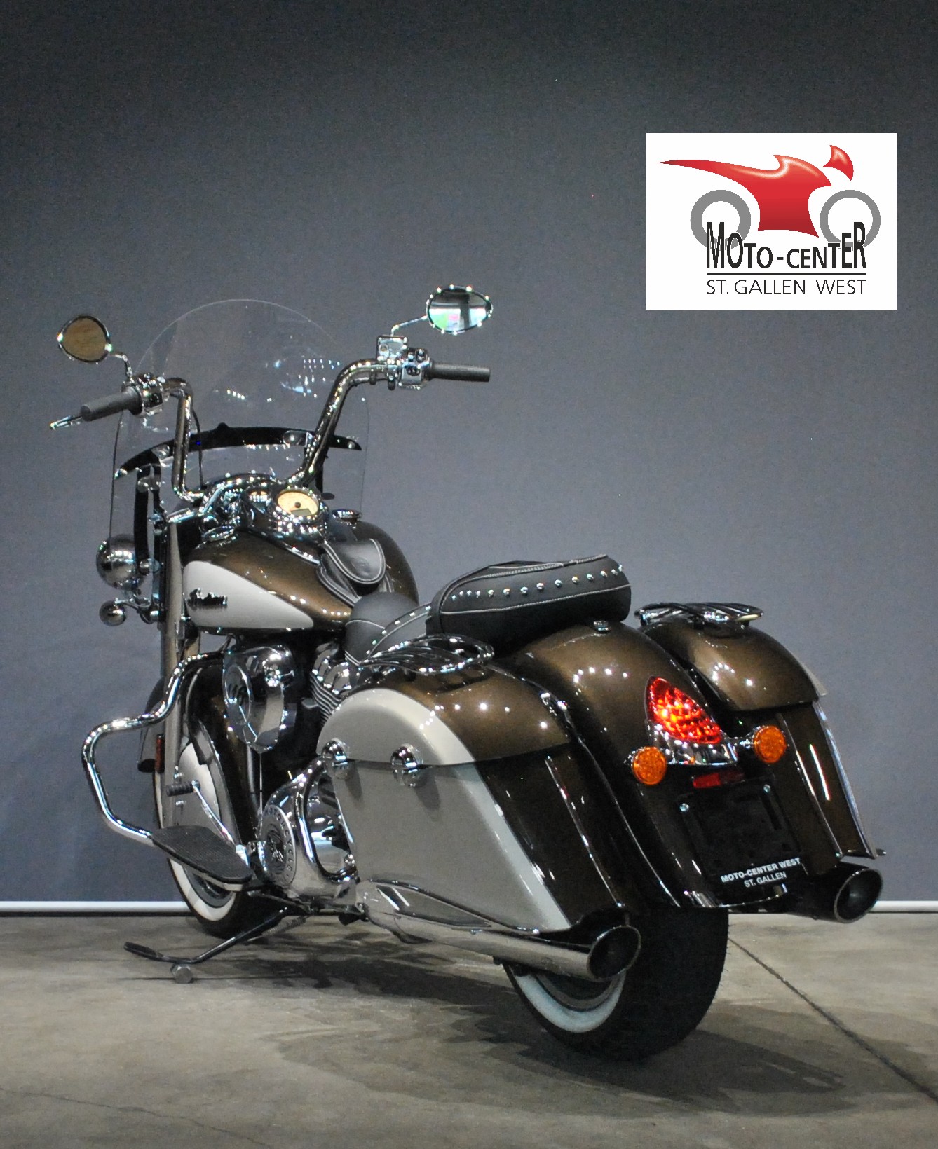 INDIAN Springfield-showroom-element-3