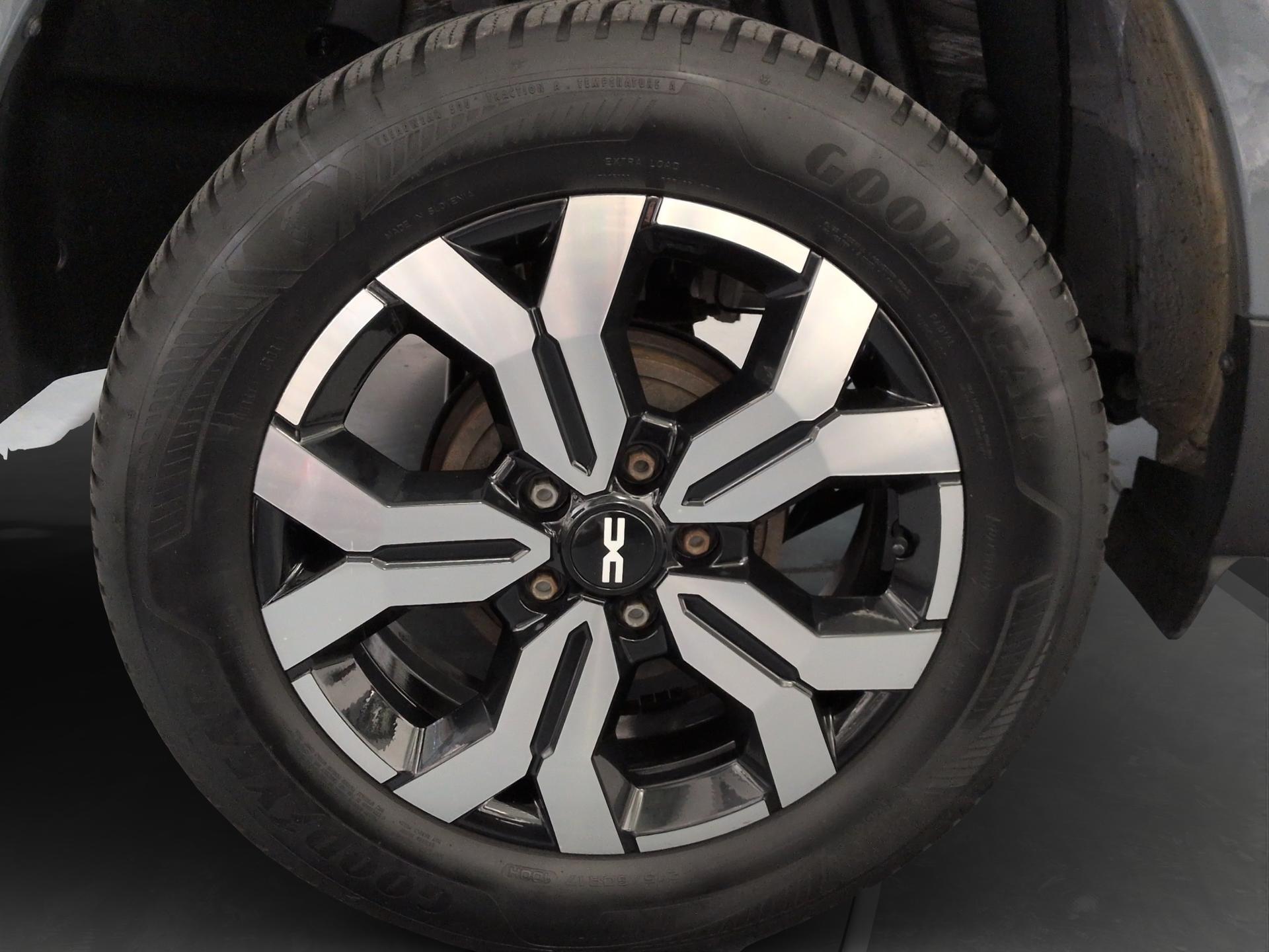 DACIA Duster TCe 150 Journey 4x4-image-26
