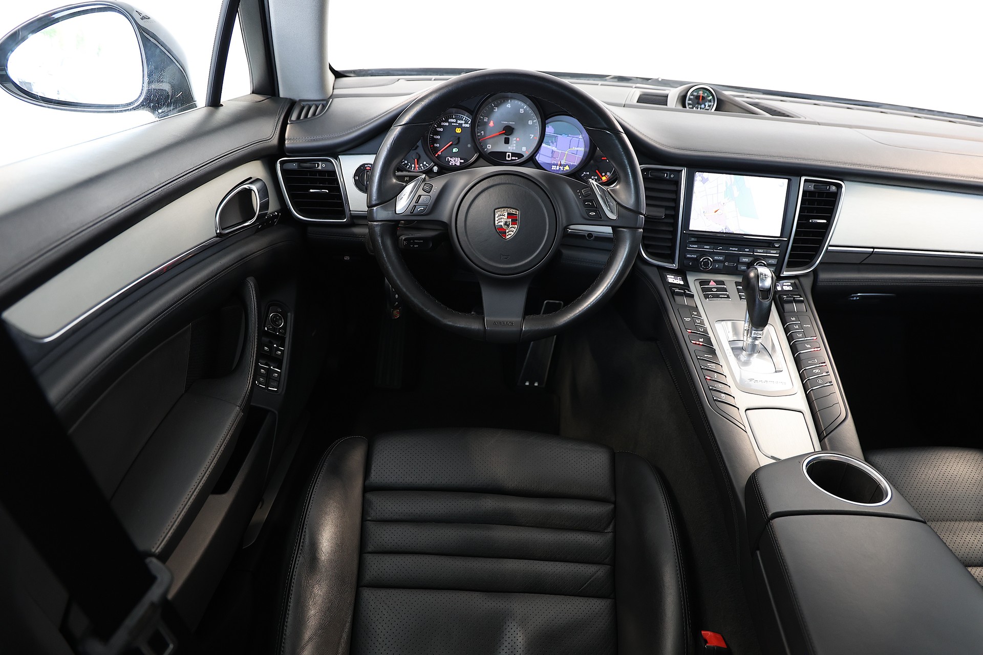 PORSCHE Panamera S 4.8 PDK *CH-Fahrzeug* *MFK* *Servicegepflegt*-image-8