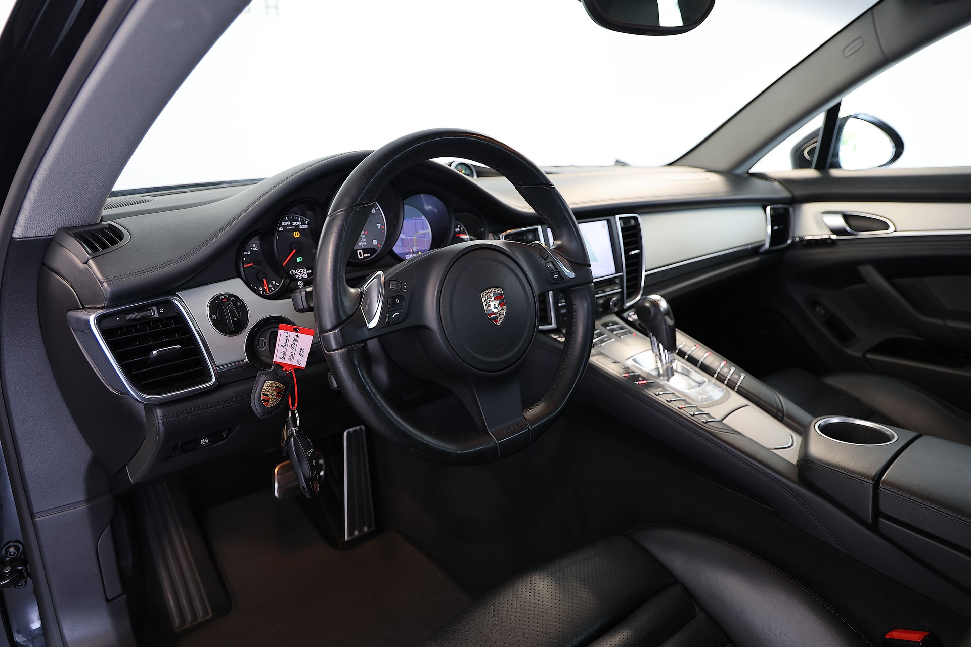 PORSCHE Panamera S 4.8 PDK *CH-Fahrzeug* *MFK* *Servicegepflegt*-image-7