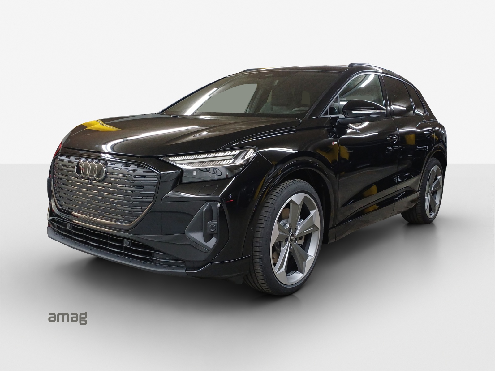 AUDI Q4 e-tron 45 quattro-image-0