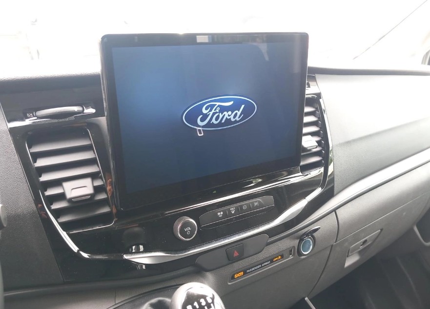 FORD Transit Van 350 L4 Trend 2.0 TDCi 165 RWD-image-11