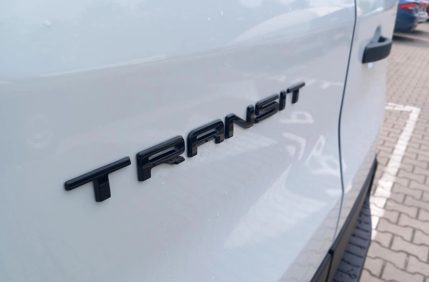 FORD Transit Van 350 L4 Trend 2.0 TDCi 165 RWD-image-16