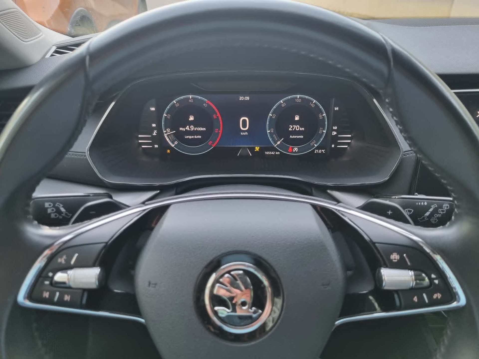 SKODA Octavia Combi 2.0 TDI DSG Style-image-5