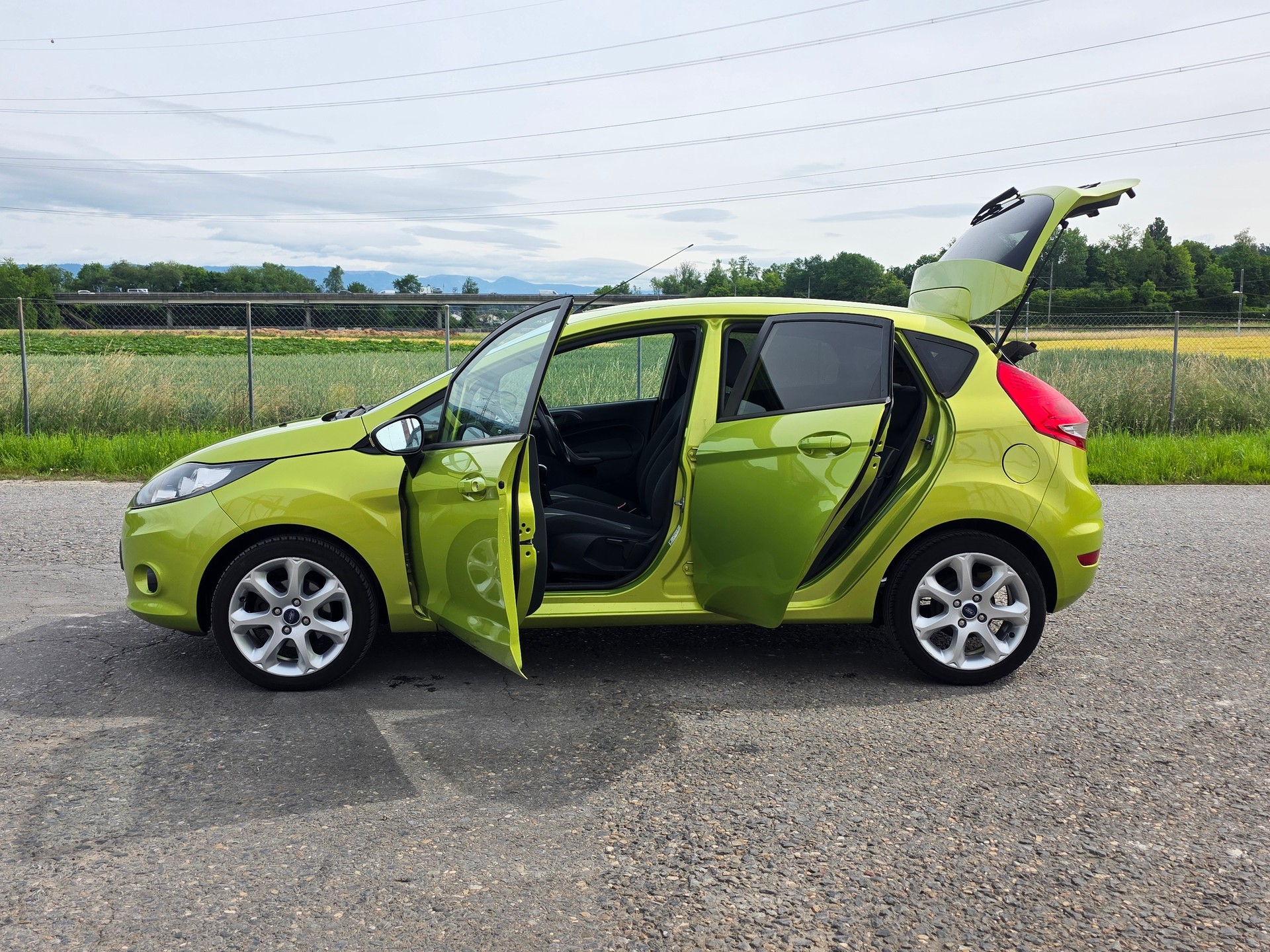 FORD Fiesta 1.4 16V Colourline / Ab Mfk 12.2025-image-3