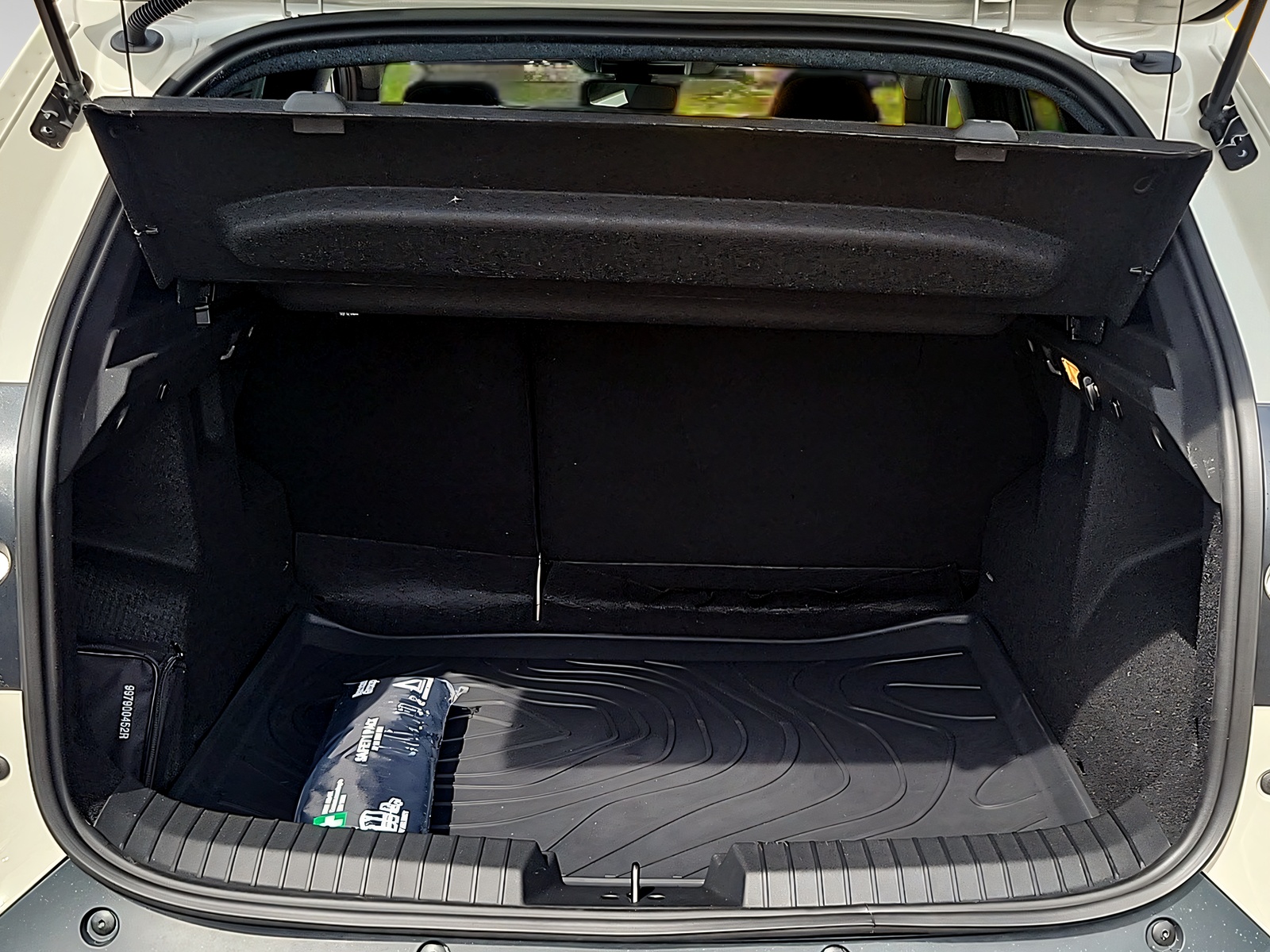 DACIA Duster 1.2 Hybrid Extreme 4WD-image-8