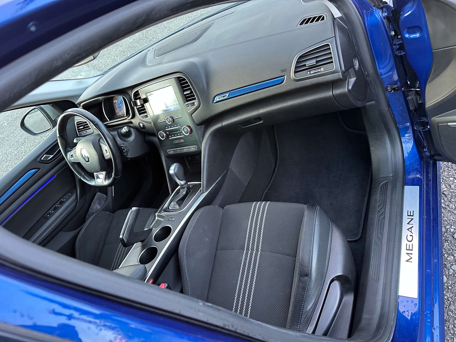 RENAULT Mégane 1.2 16V Turbo GT Line EDC-image-7