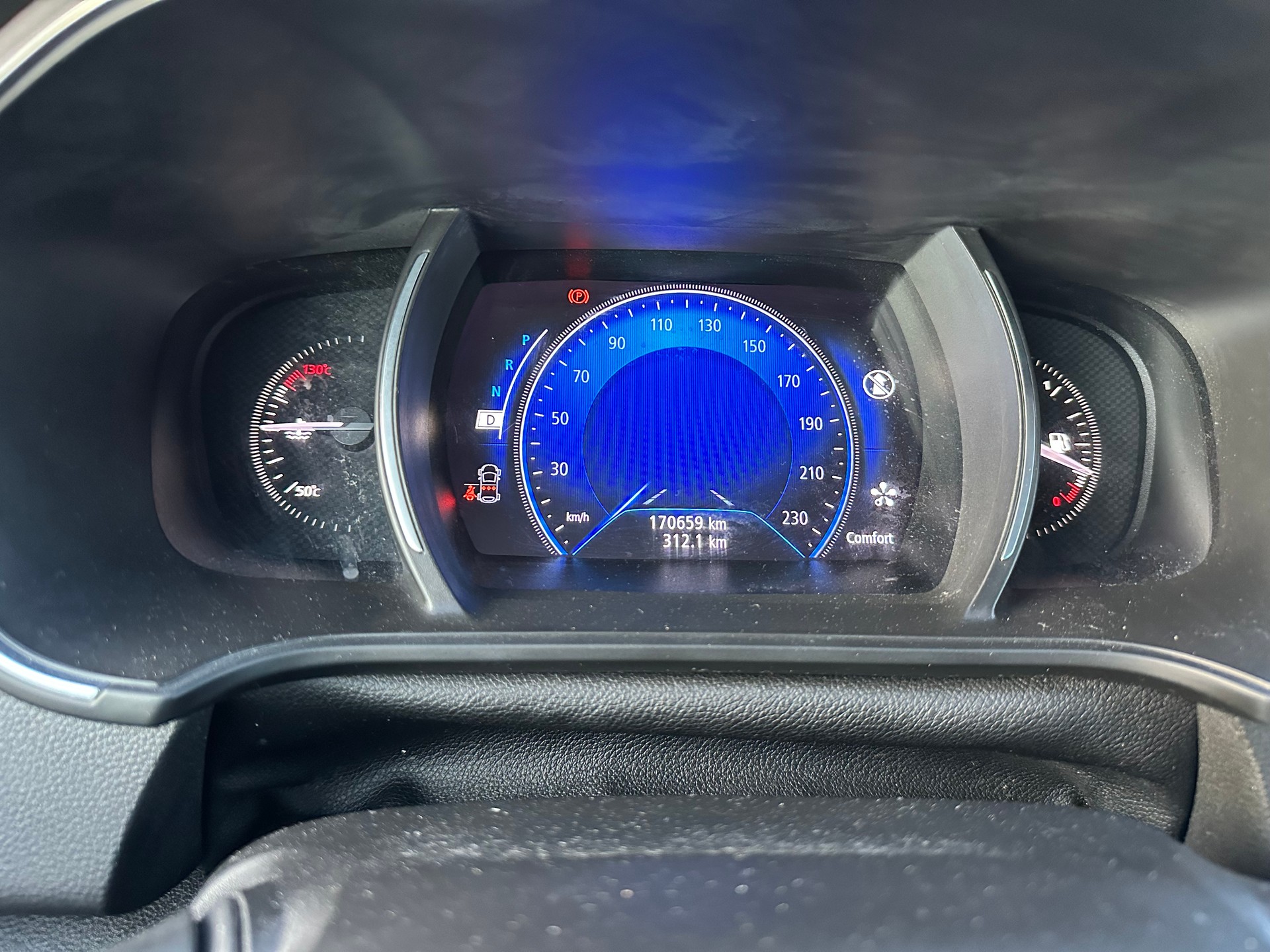 RENAULT Mégane 1.2 16V Turbo GT Line EDC-image-9