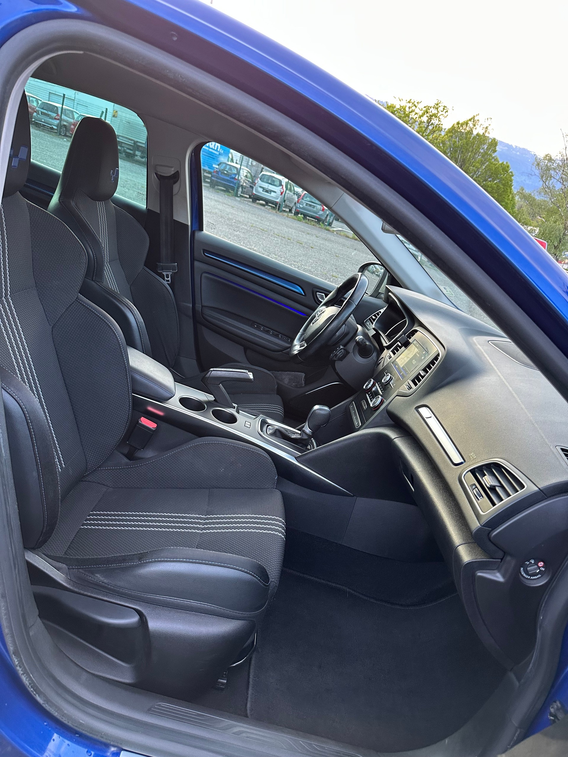 RENAULT Mégane 1.2 16V Turbo GT Line EDC-image-6