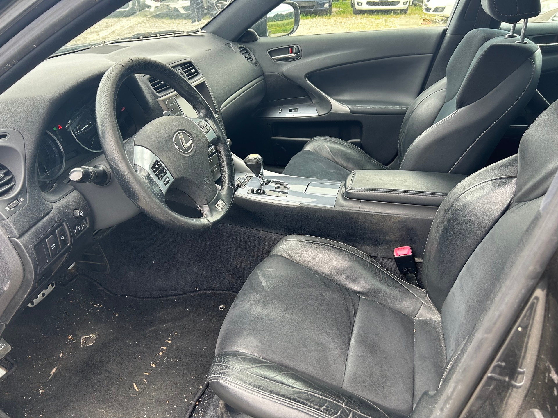 LEXUS IS 250 F Sport Automatic-image-10