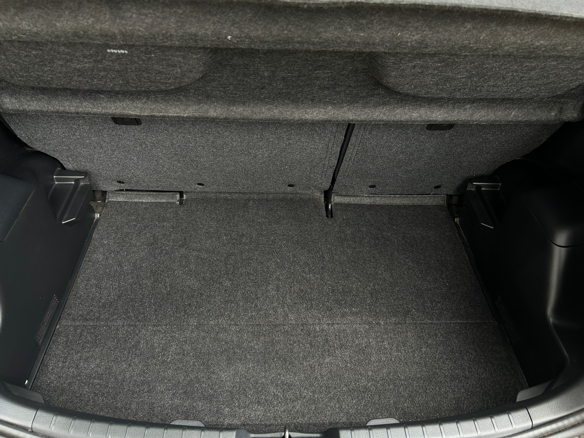 TOYOTA Yaris 1.33 Trend-image-12