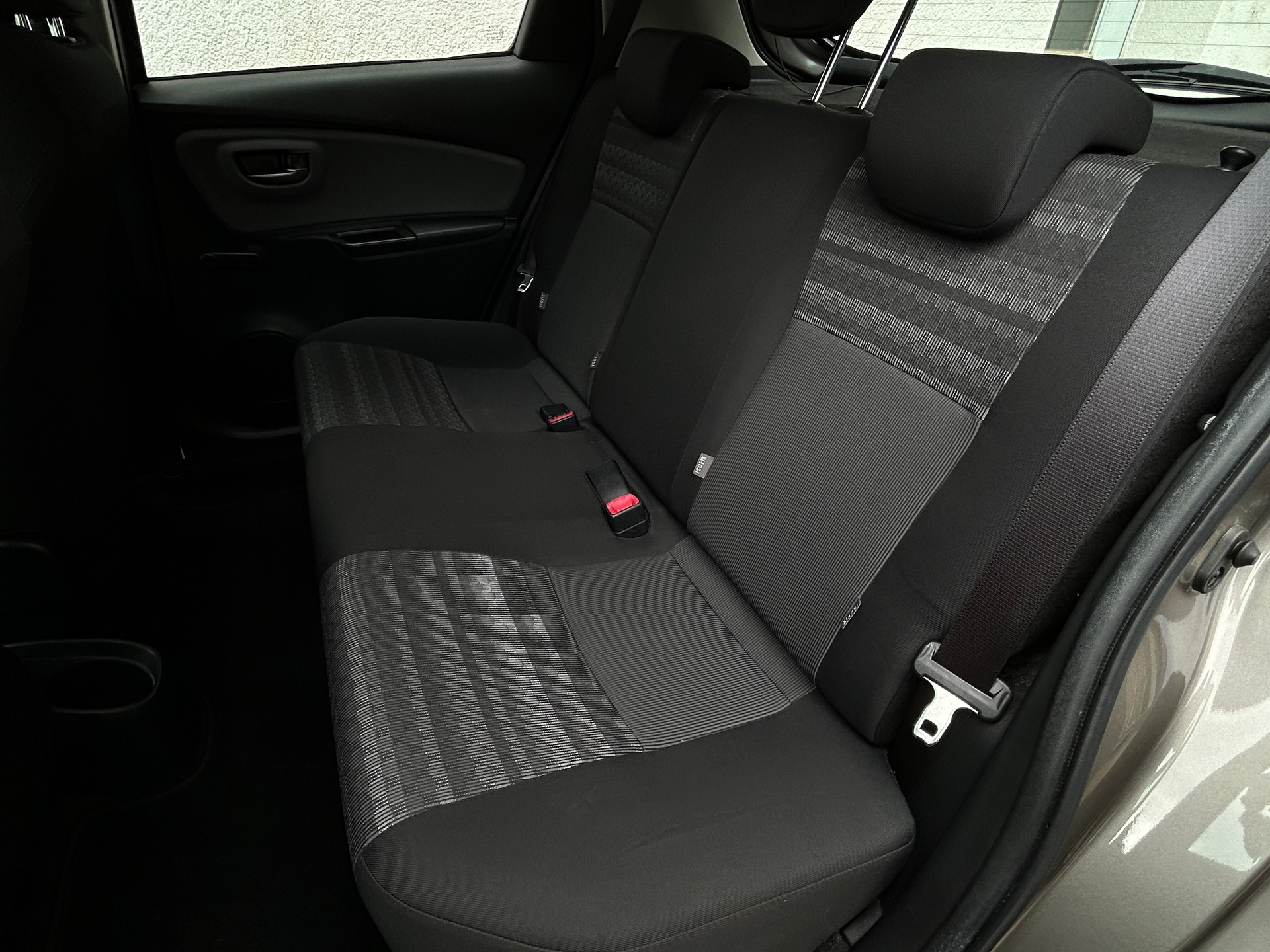 TOYOTA Yaris 1.33 Trend-image-11