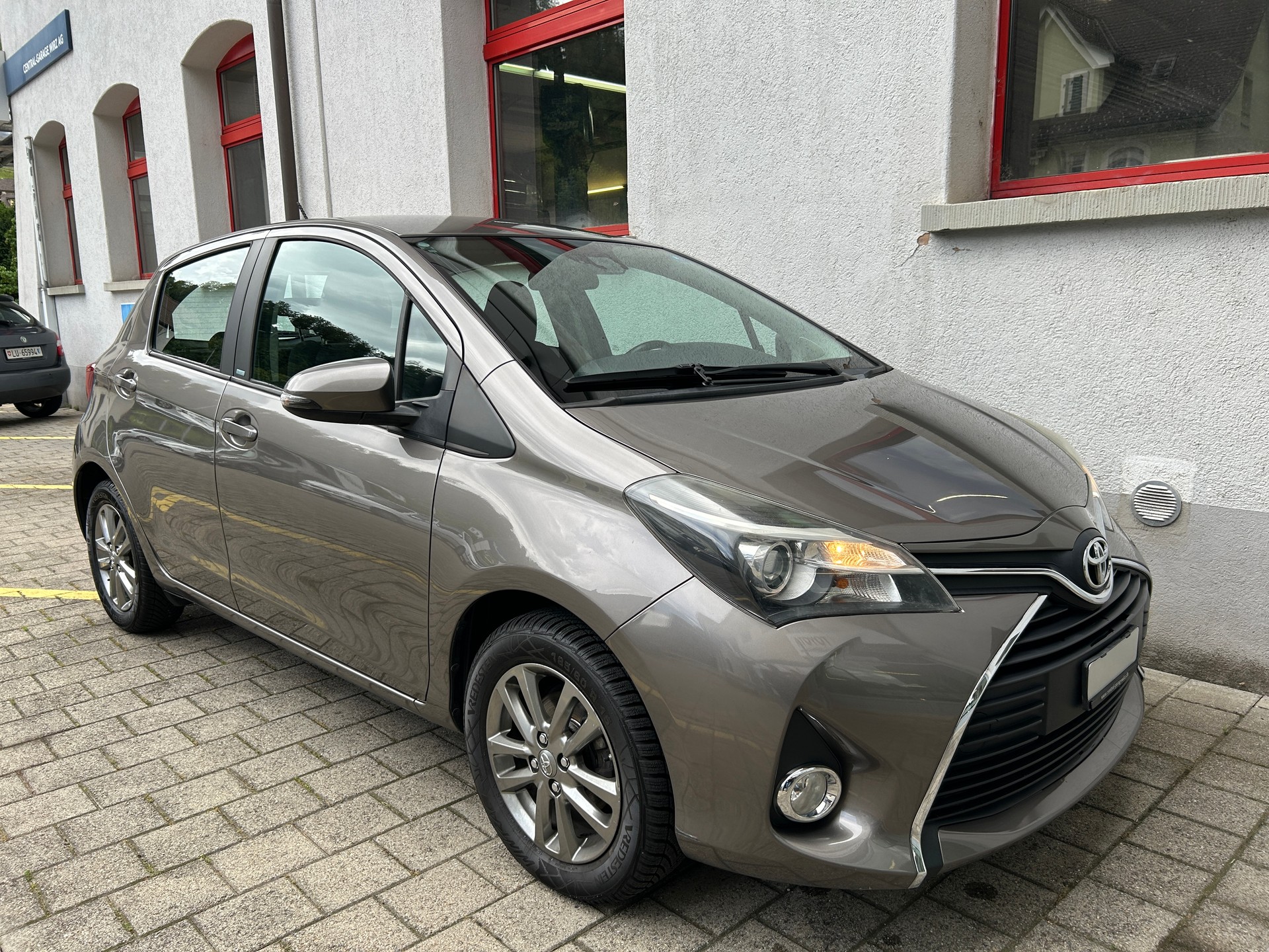 TOYOTA Yaris 1.33 Trend-image-5