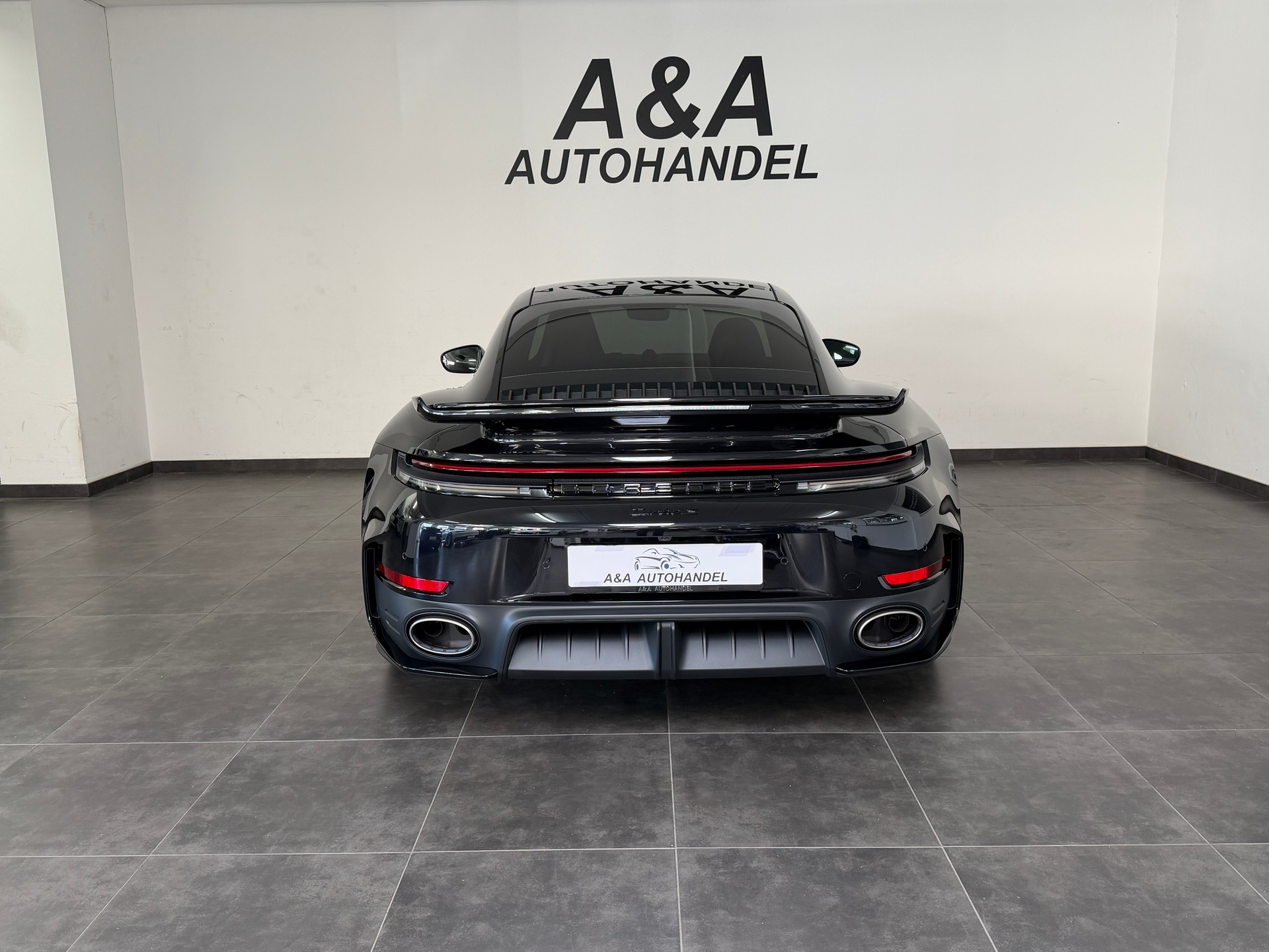 PORSCHE 911 Turbo S PDK-image-4