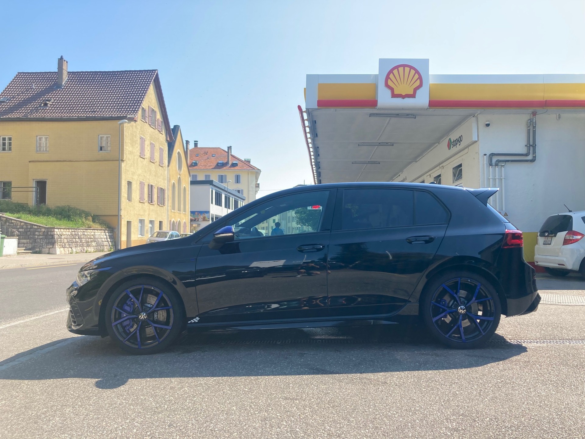 VW Golf 2.0 R DSG 4M R 20 Ye-image-2