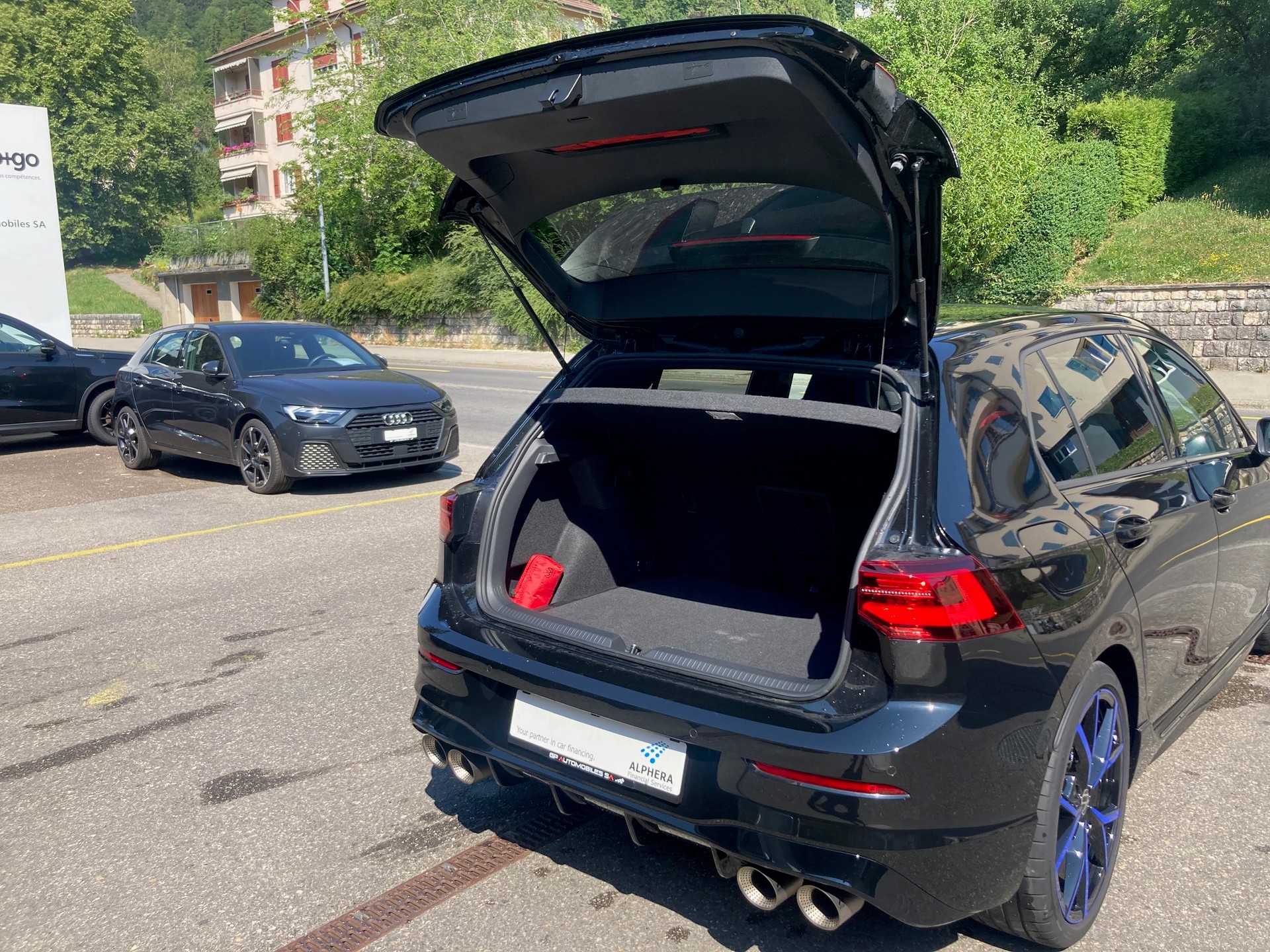 VW Golf 2.0 R DSG 4M R 20 Ye-image-7