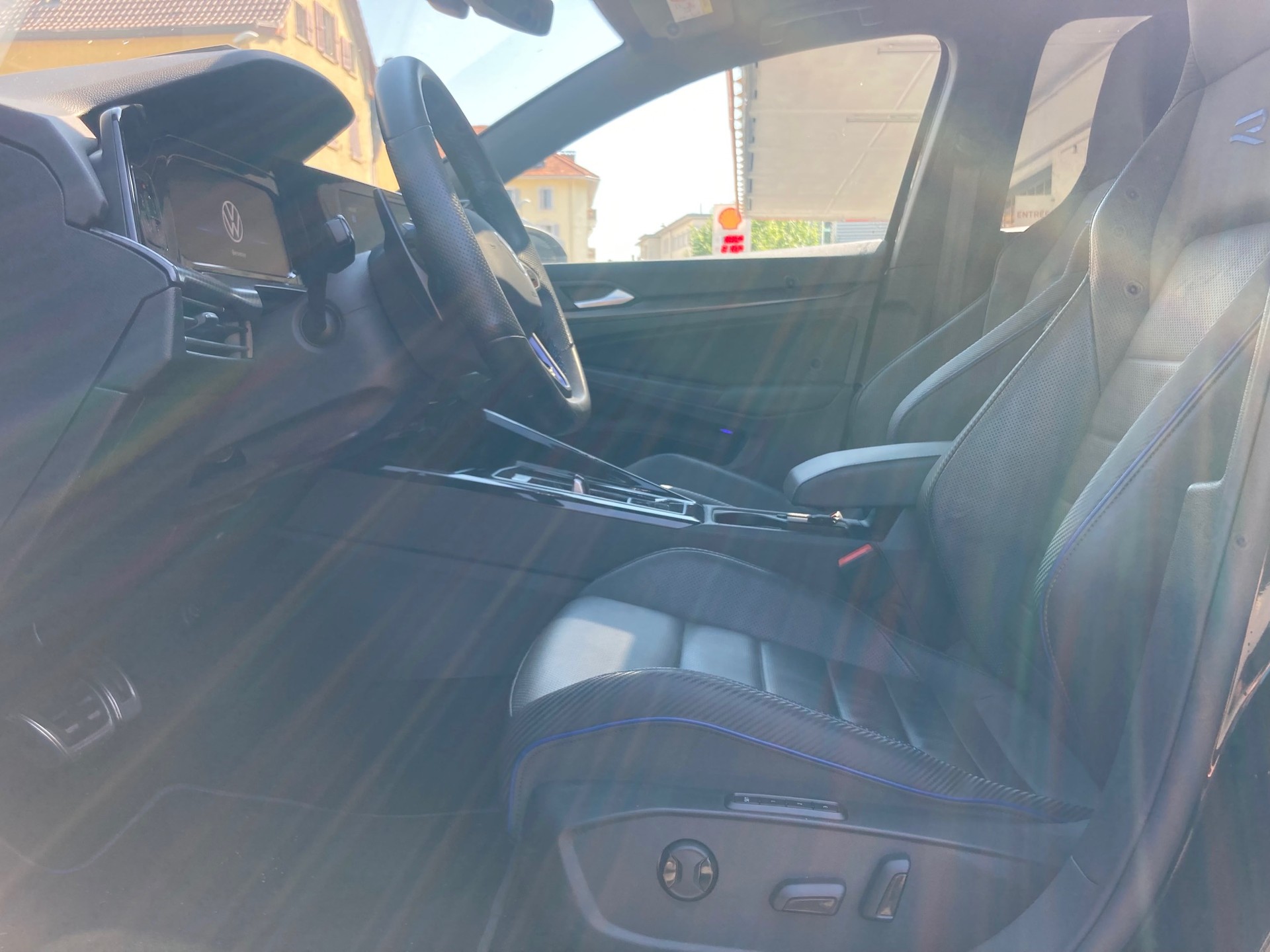 VW Golf 2.0 R DSG 4M R 20 Ye-image-10
