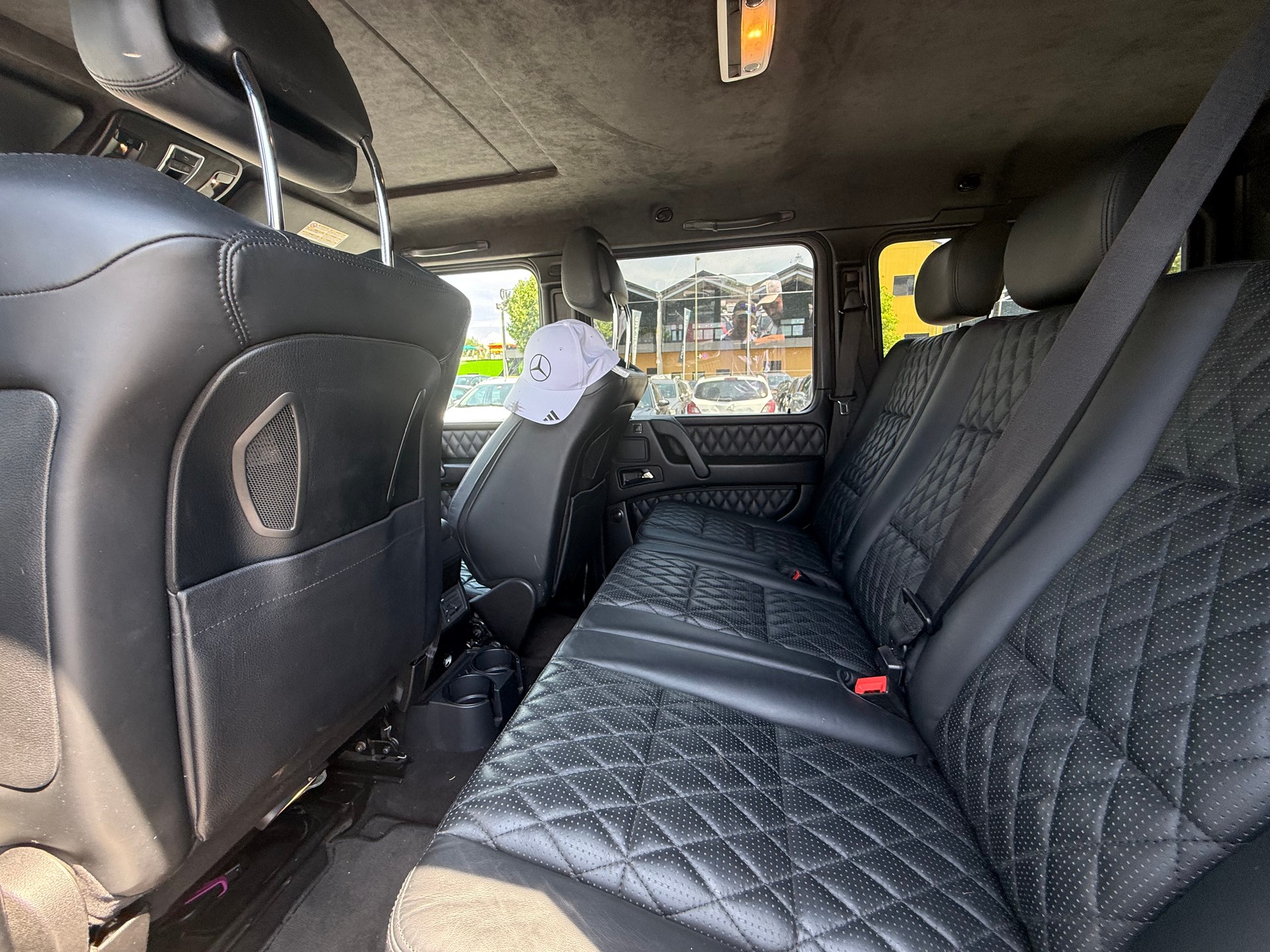 MERCEDES-BENZ G 63 AMG Automatic-image-10