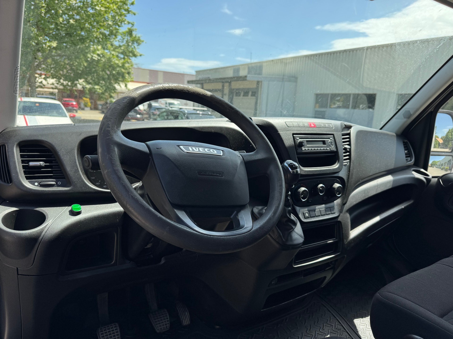 IVECO 35 C 13-image-8
