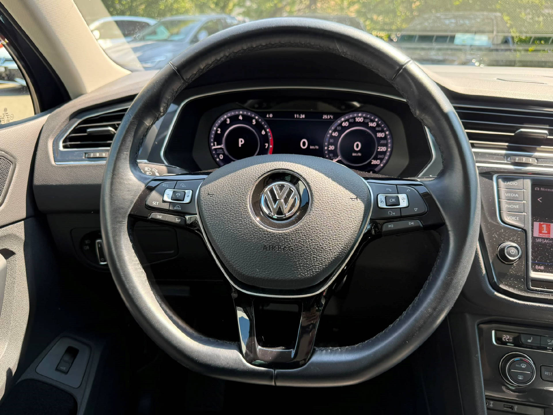 VW Tiguan 2.0 TSI Comfortline DSG 4motion-image-12