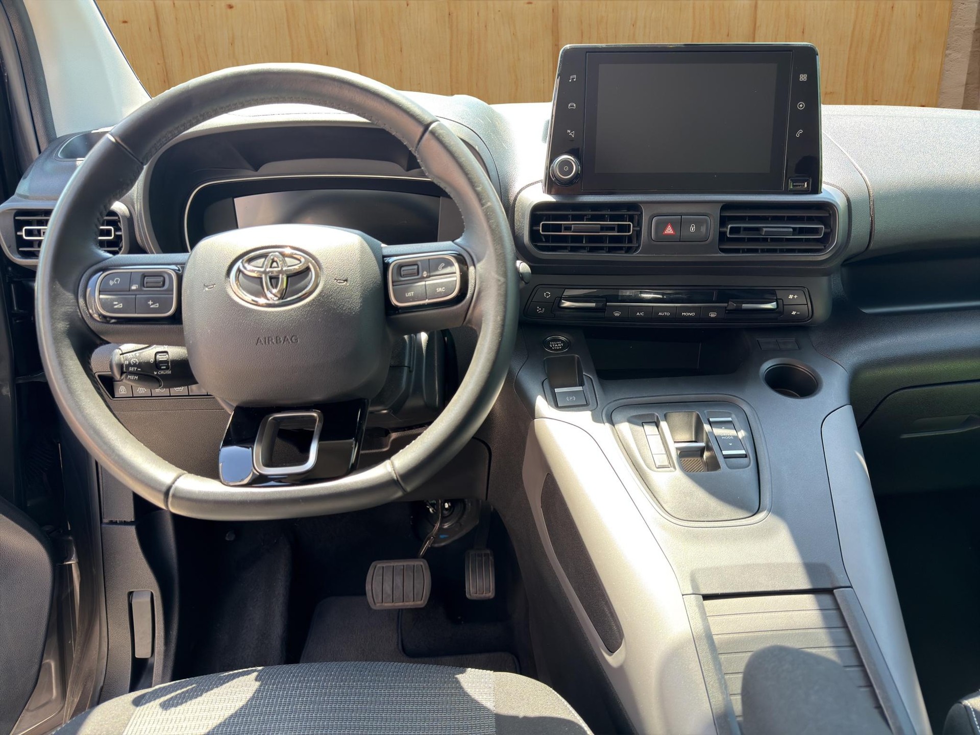 TOYOTA Proace City Verso L2 50KWh Trend-image-8