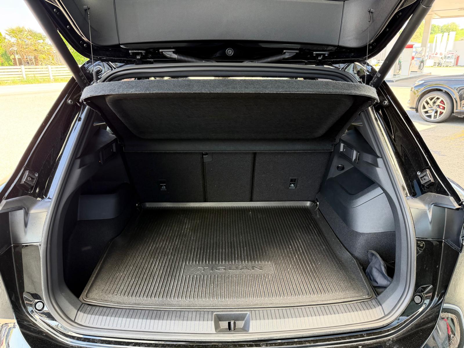 VW Tiguan 2.0 TSI DSG R-Line Plus 4Motion-image-27