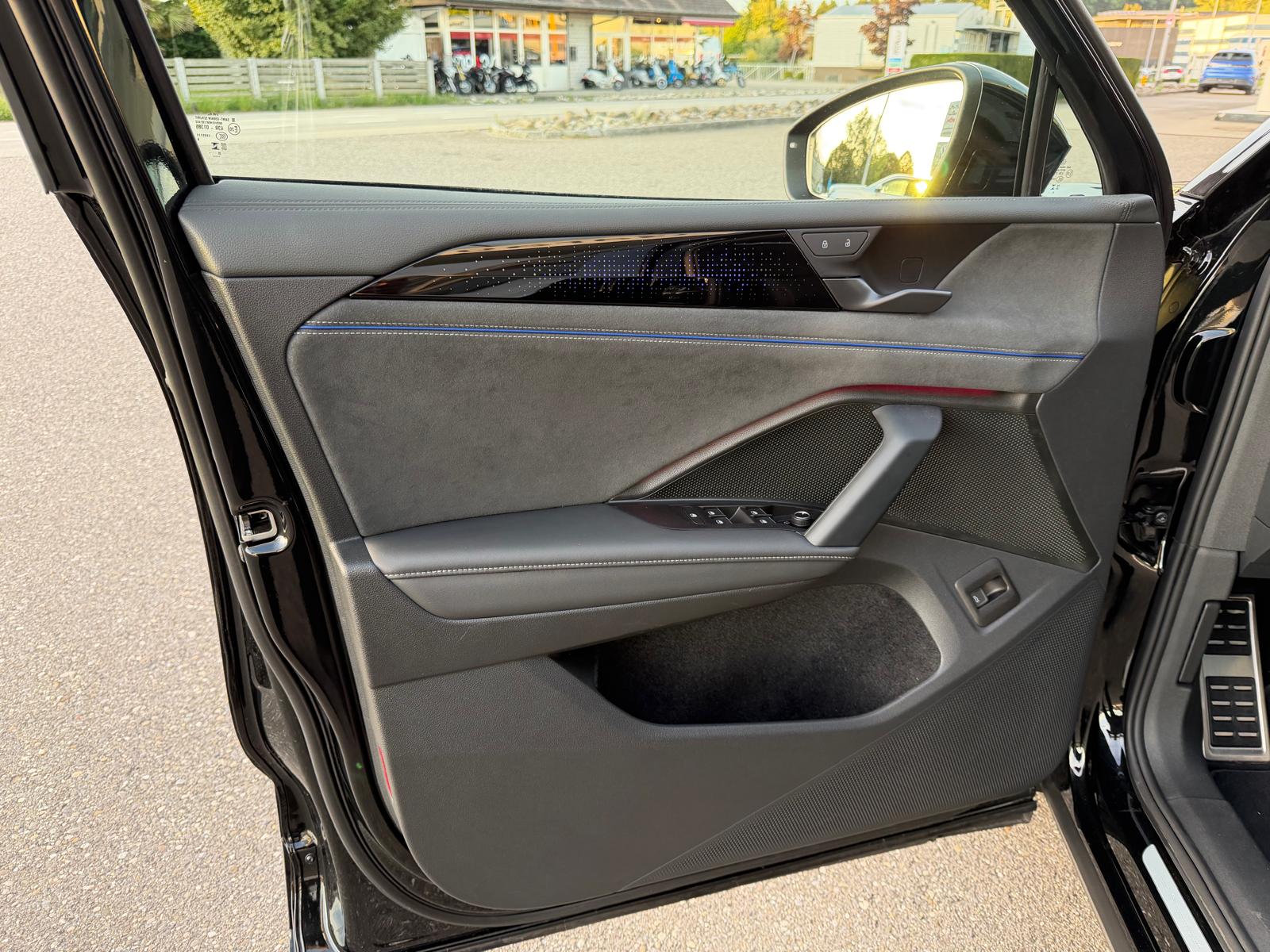 VW Tiguan 2.0 TSI DSG R-Line Plus 4Motion-image-11