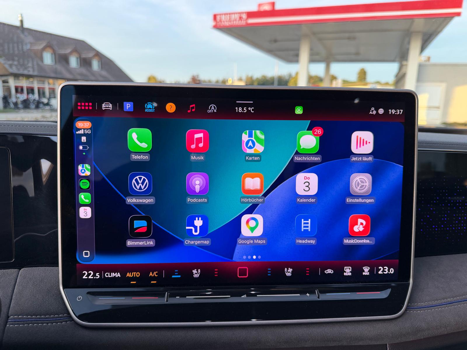 VW Tiguan 2.0 TSI DSG R-Line Plus 4Motion-image-17