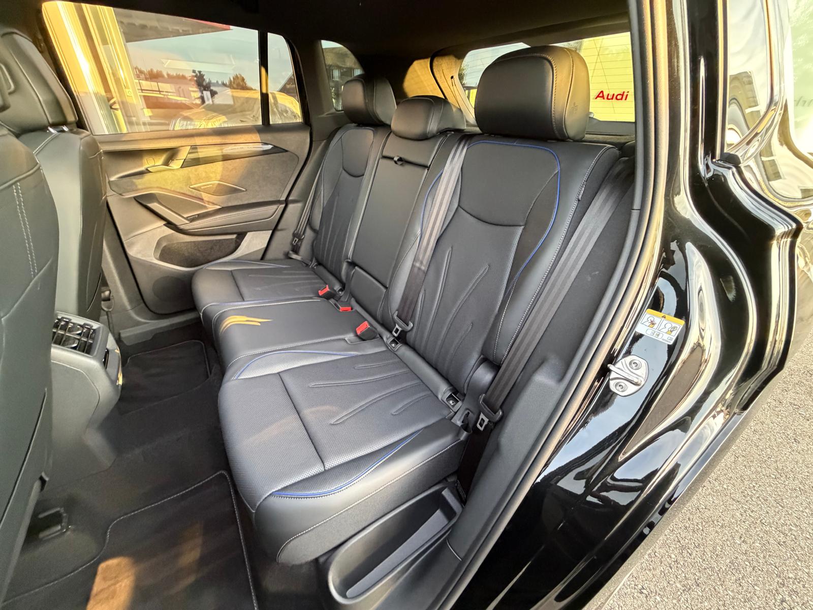 VW Tiguan 2.0 TSI DSG R-Line Plus 4Motion-image-24