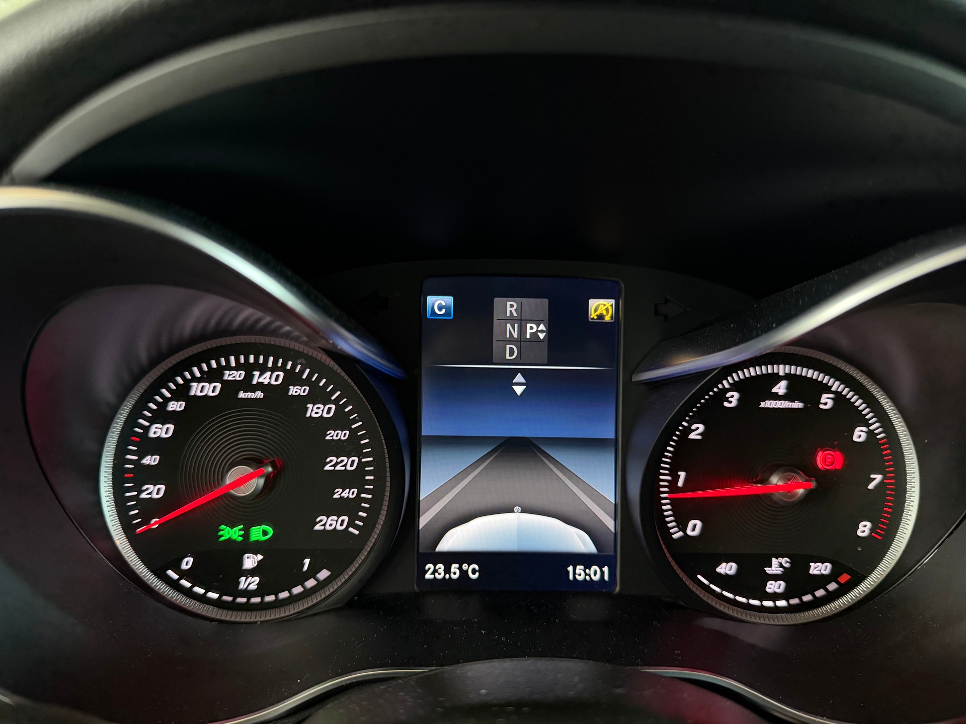 MERCEDES-BENZ C 180 Avantgarde 9G-Tronic | CH-Auto | Ab MFK 05.2025 | RF-Kamera-image-19