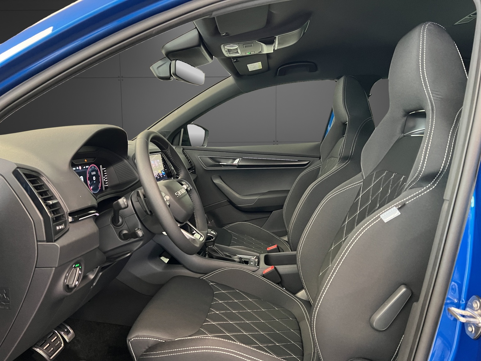 SKODA Karoq 2.0 TSI SportLine 4x4 DSG-image-5