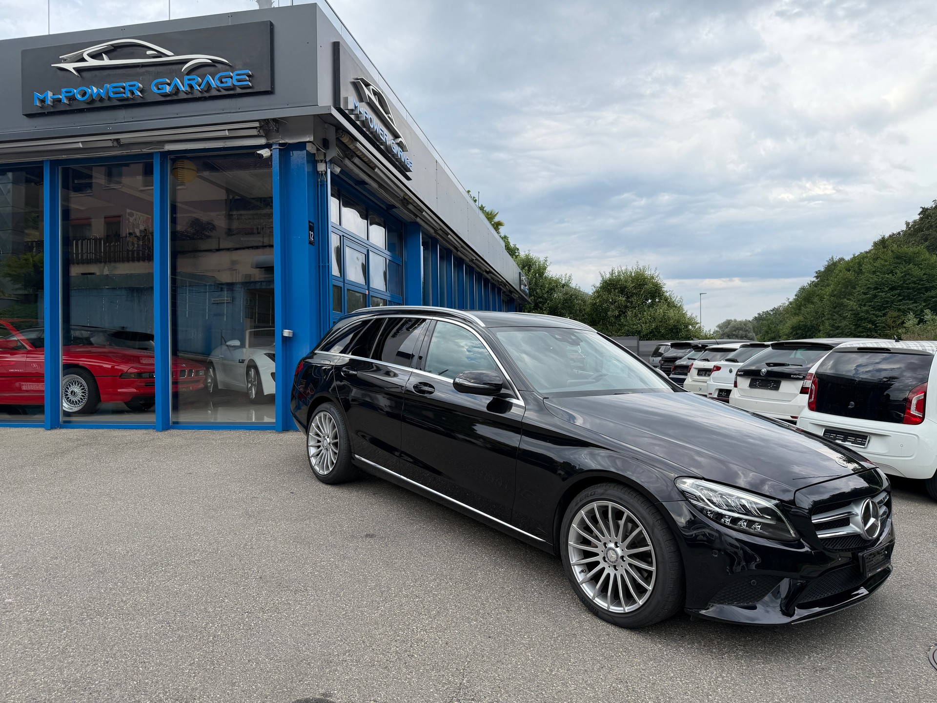MERCEDES-BENZ C 180 Avantgarde-image-1