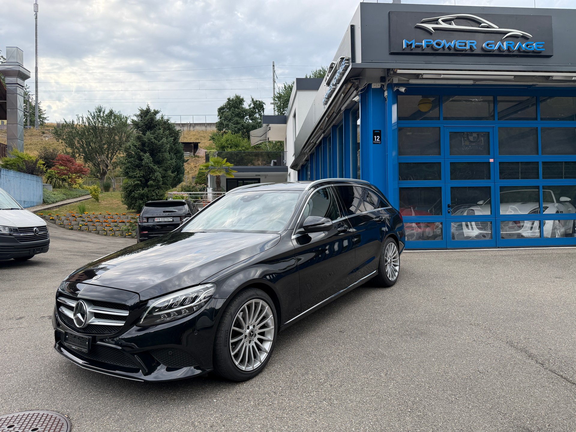 MERCEDES-BENZ C 180 Avantgarde-image-0