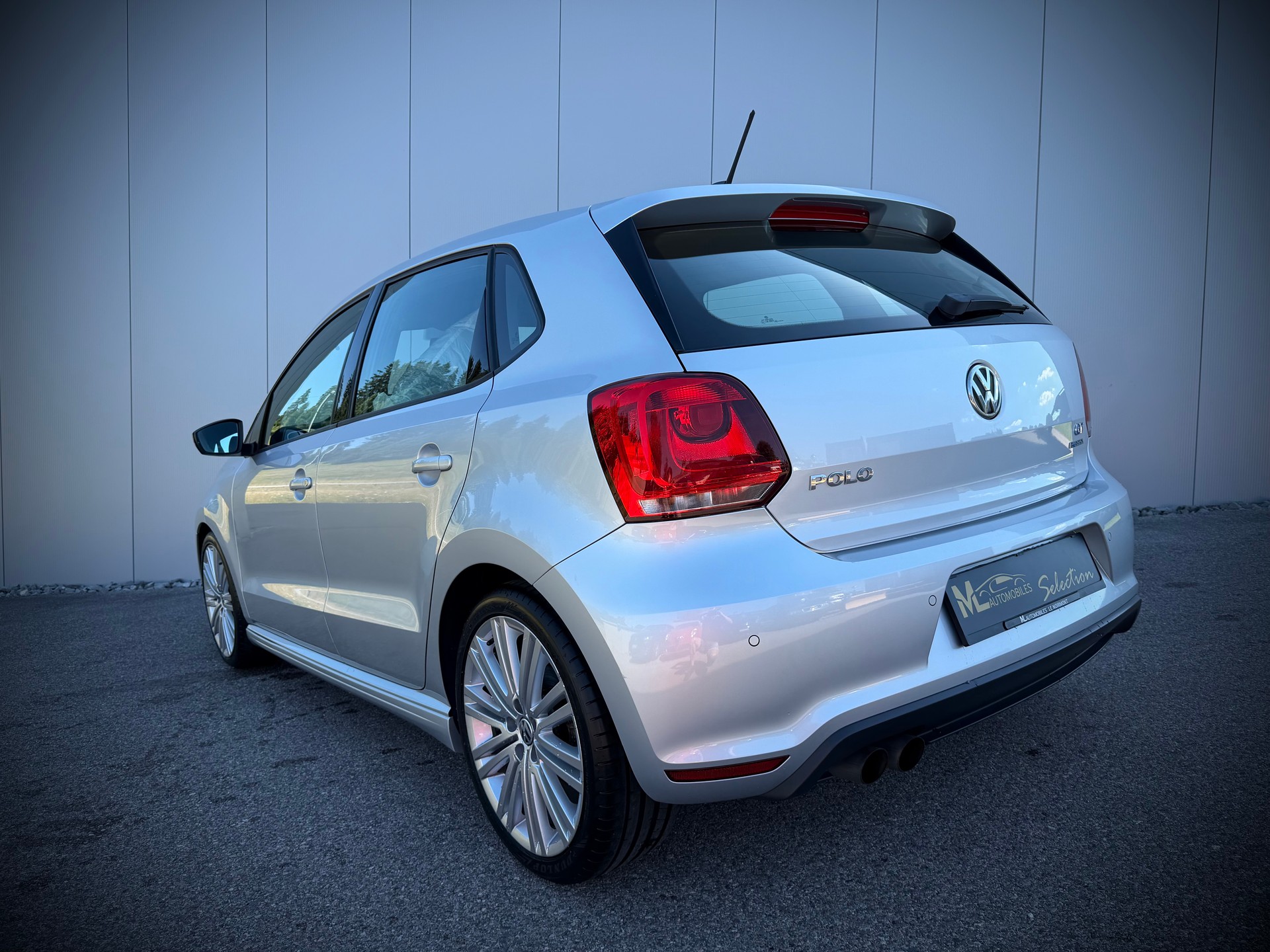 VW Polo 1.4 TSI BlueGT-showroom-element-3