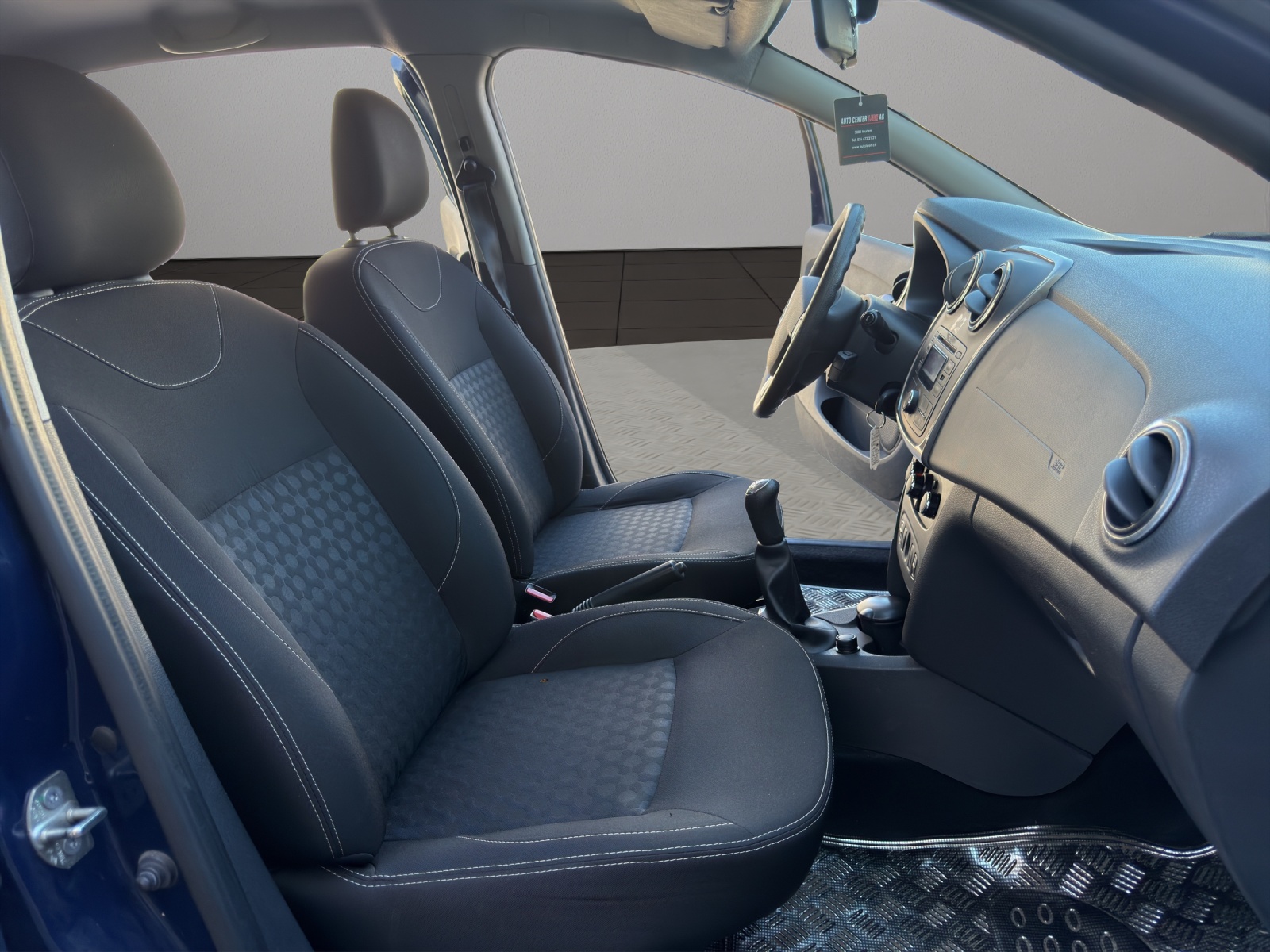 DACIA Sandero Tce 90 Ambiance-image-16