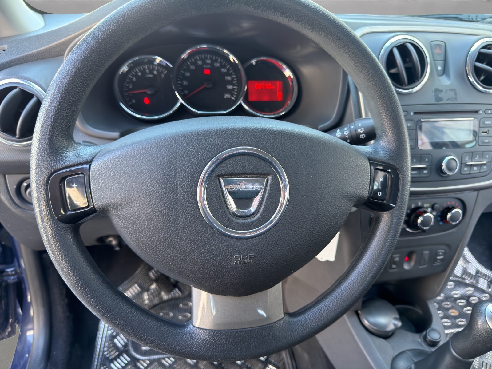 DACIA Sandero Tce 90 Ambiance-image-9
