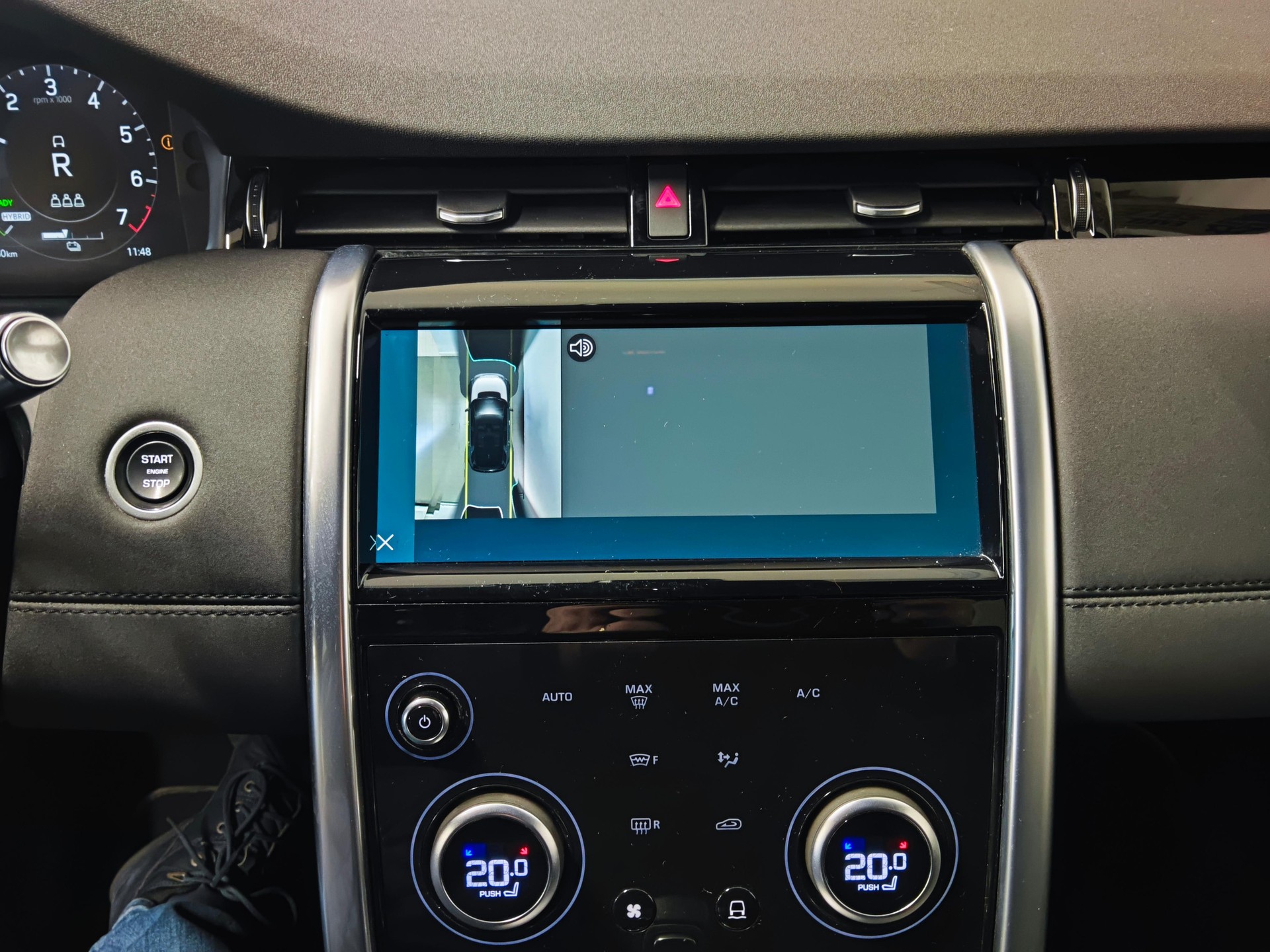 LAND ROVER Discovery Sport 1.5 T 300e SE-image-15
