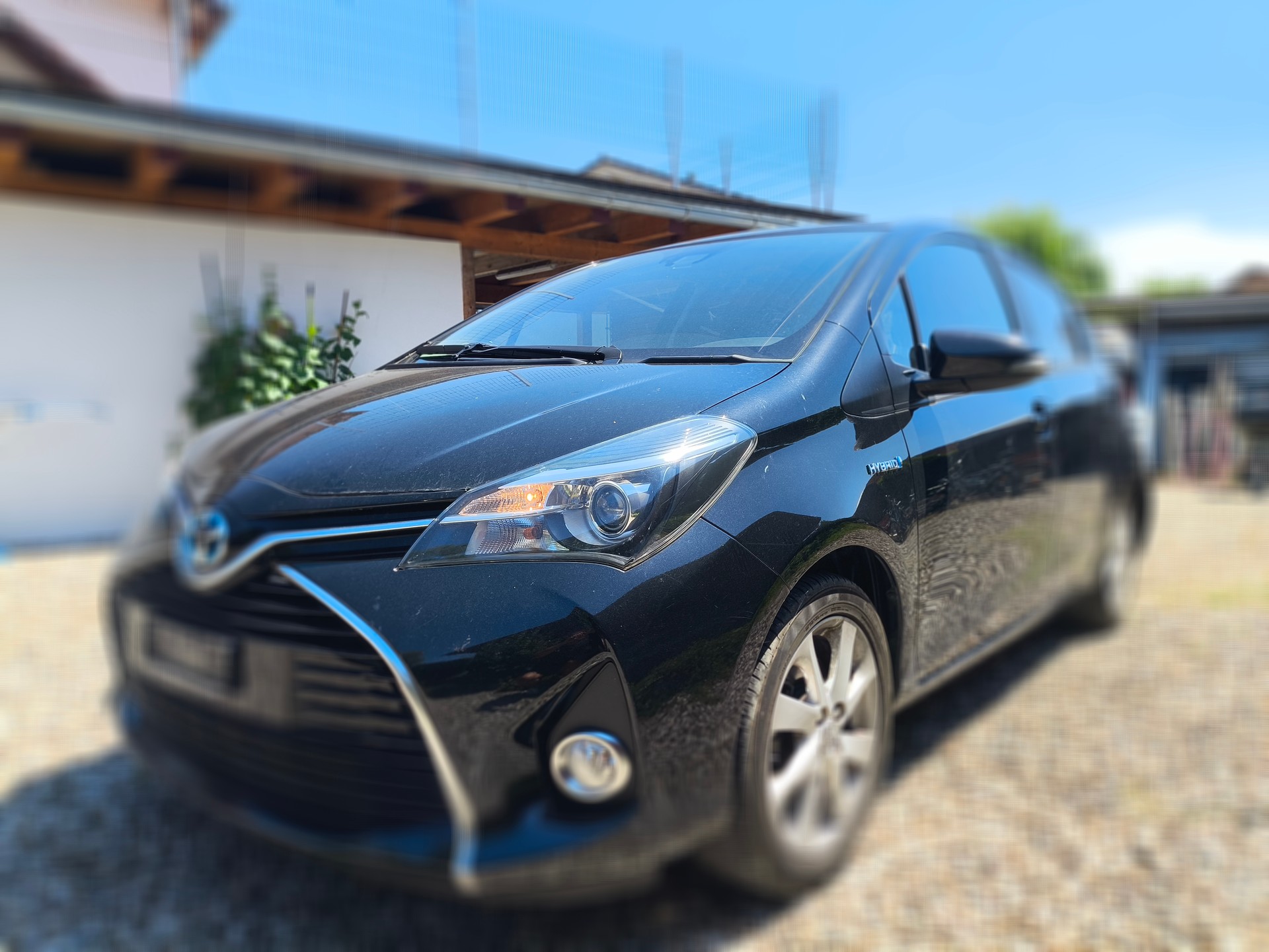 TOYOTA Yaris 1.5 VVT-i Hybrid Swiss Trend e-CVT-image-1