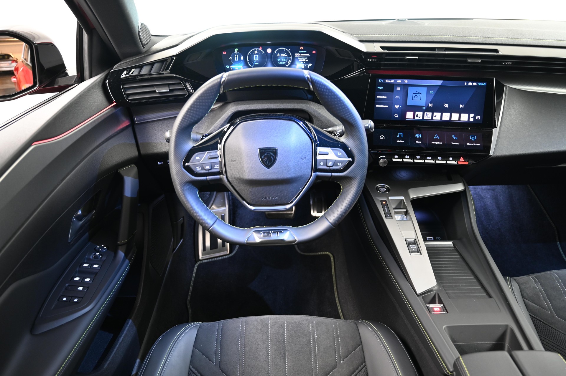 PEUGEOT 308 1.6 PHEV 225 GT-image-7