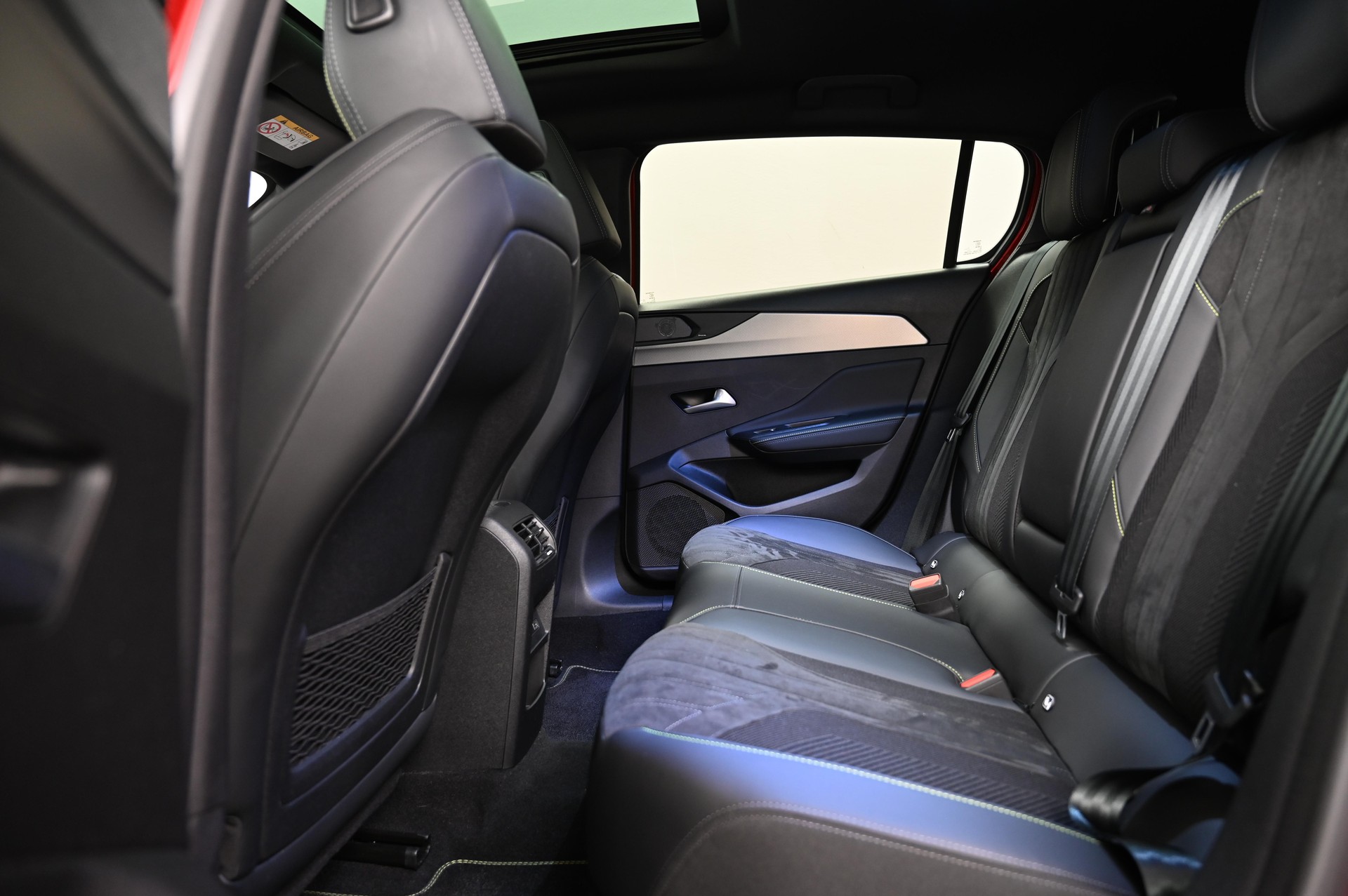 PEUGEOT 308 1.6 PHEV 225 GT-image-6