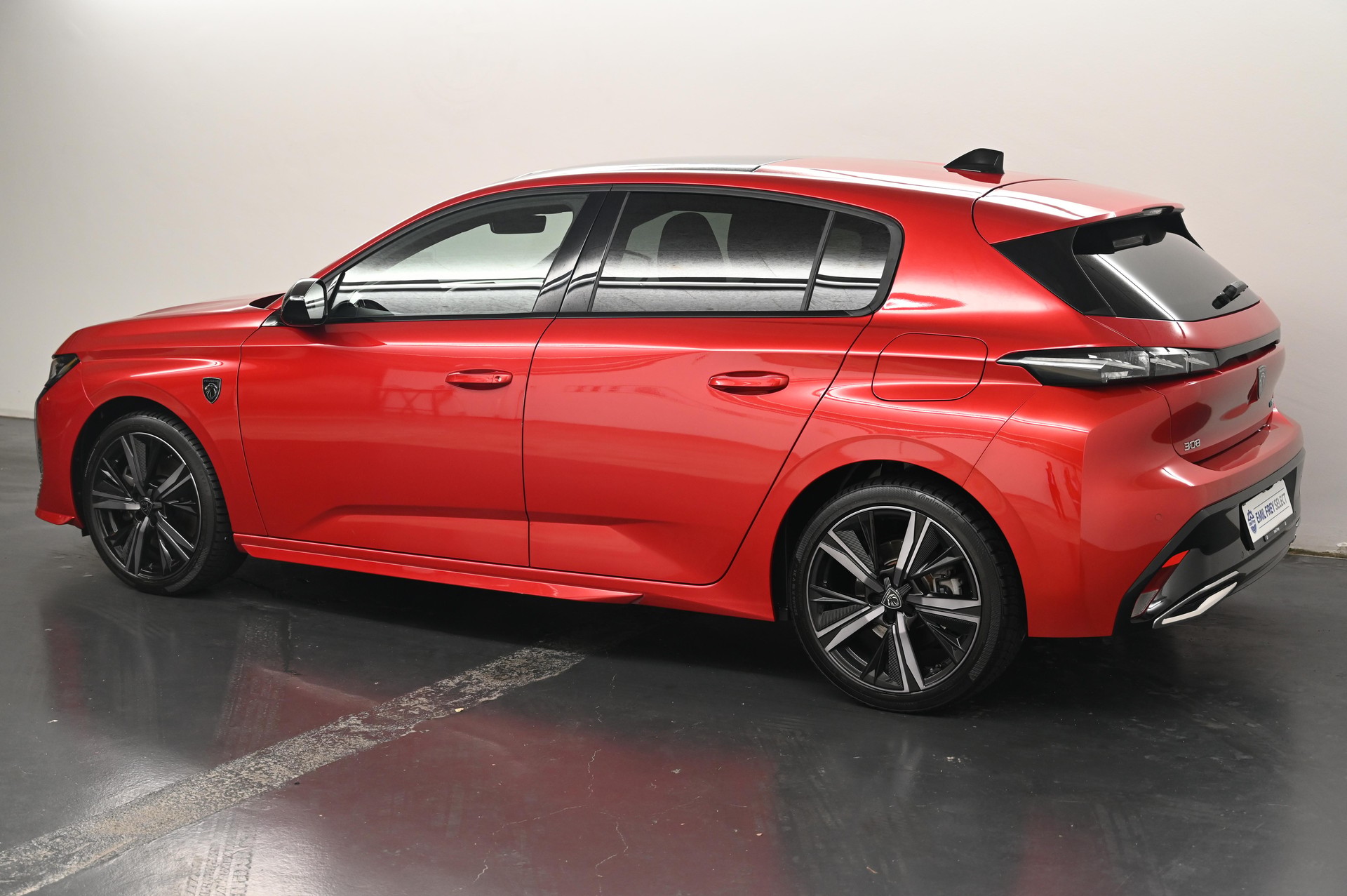 PEUGEOT 308 1.6 PHEV 225 GT-image-4