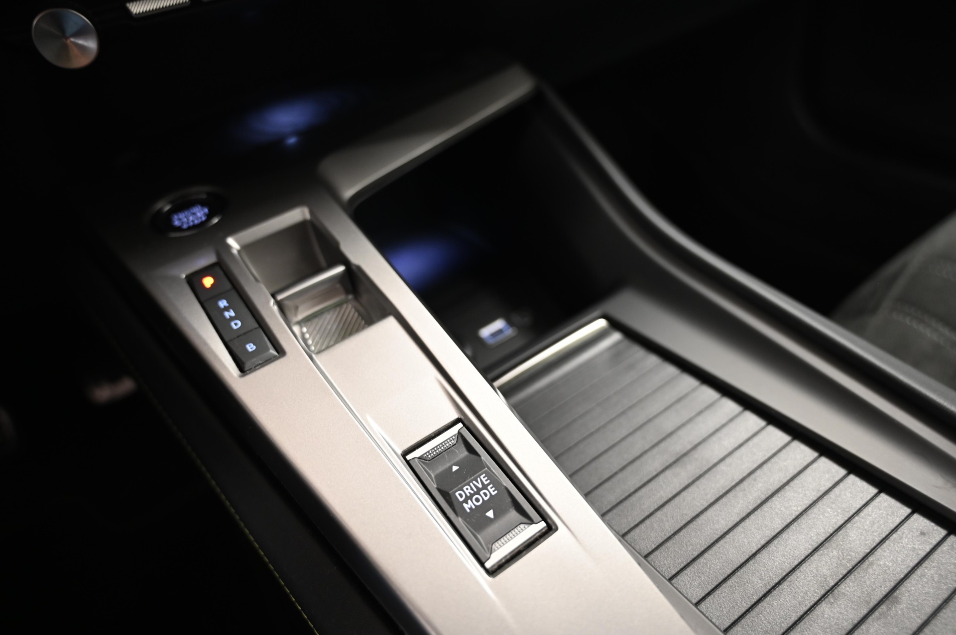 PEUGEOT 308 1.6 PHEV 225 GT-image-15