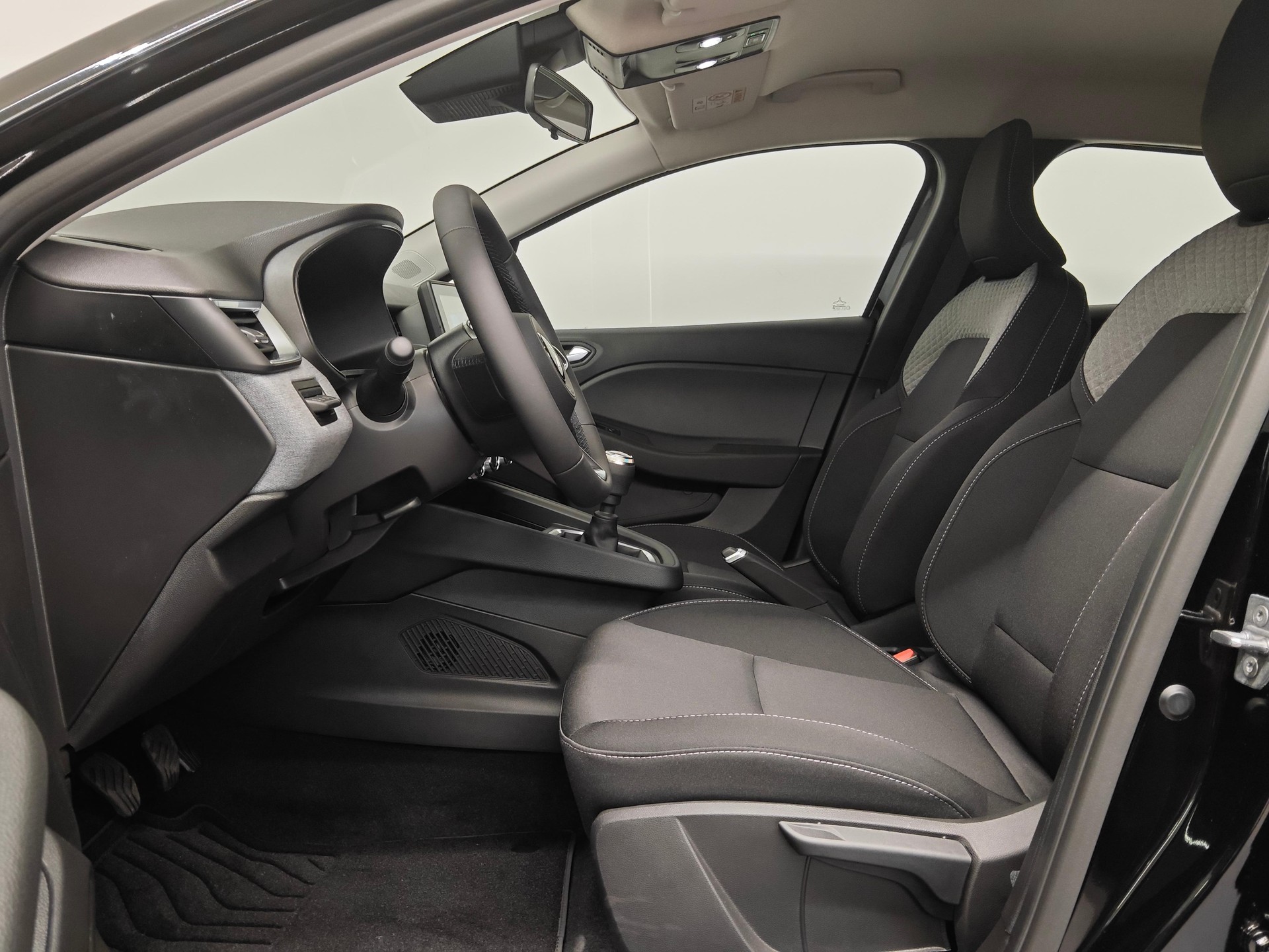 MITSUBISHI Colt 1.0 Invite-image-4